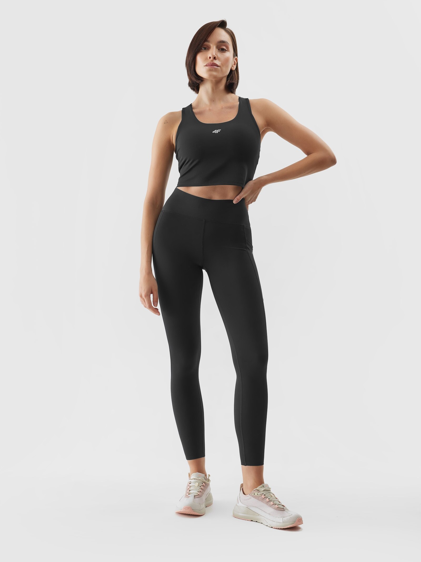 Crop top 2în1 de antrenament cu uscare rapidă pentru femei - negru