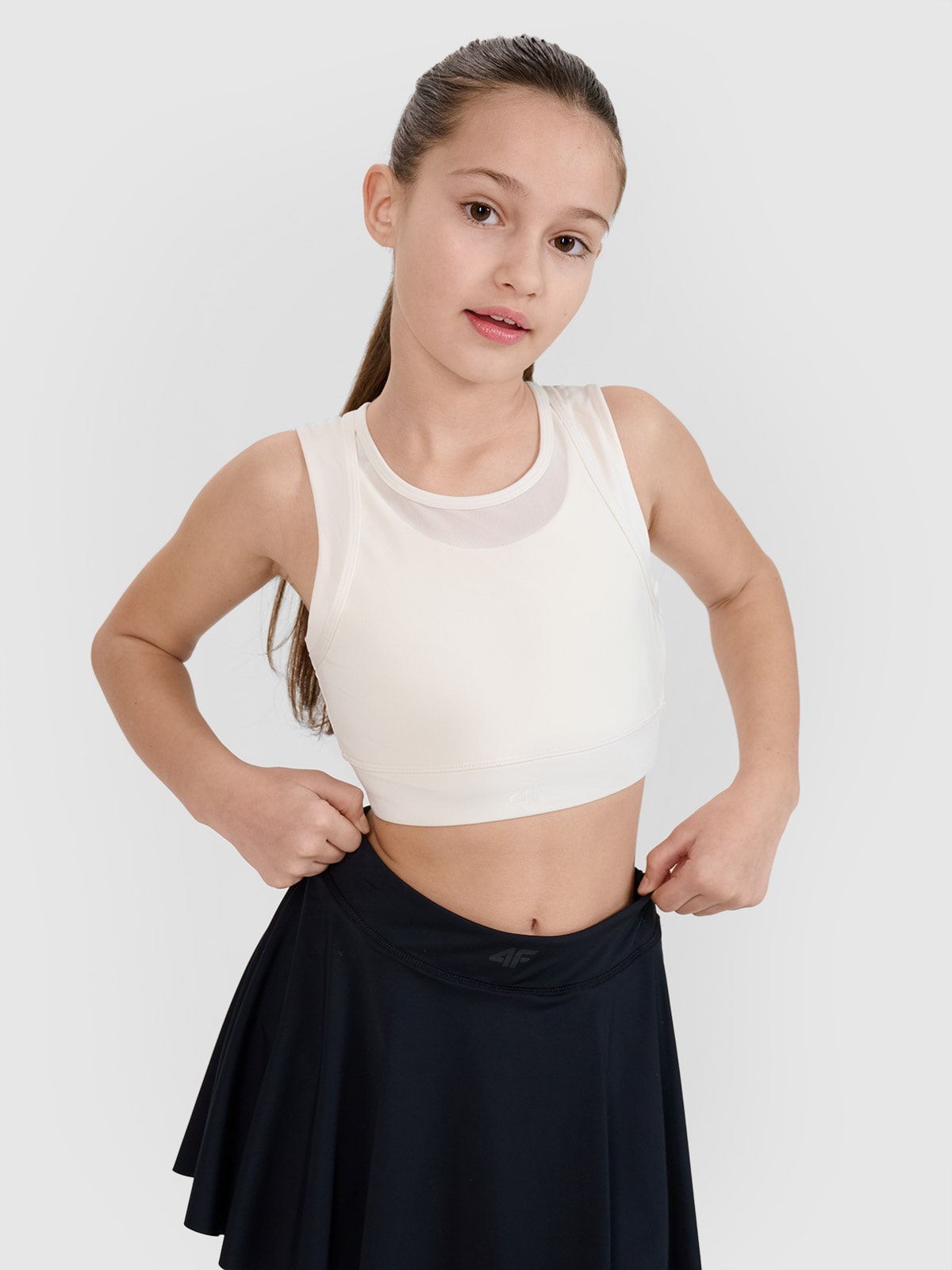 Crop top de sport cu uscare rapidă pentru fete 4F JUNIOR x Anna Lewandowska - alb