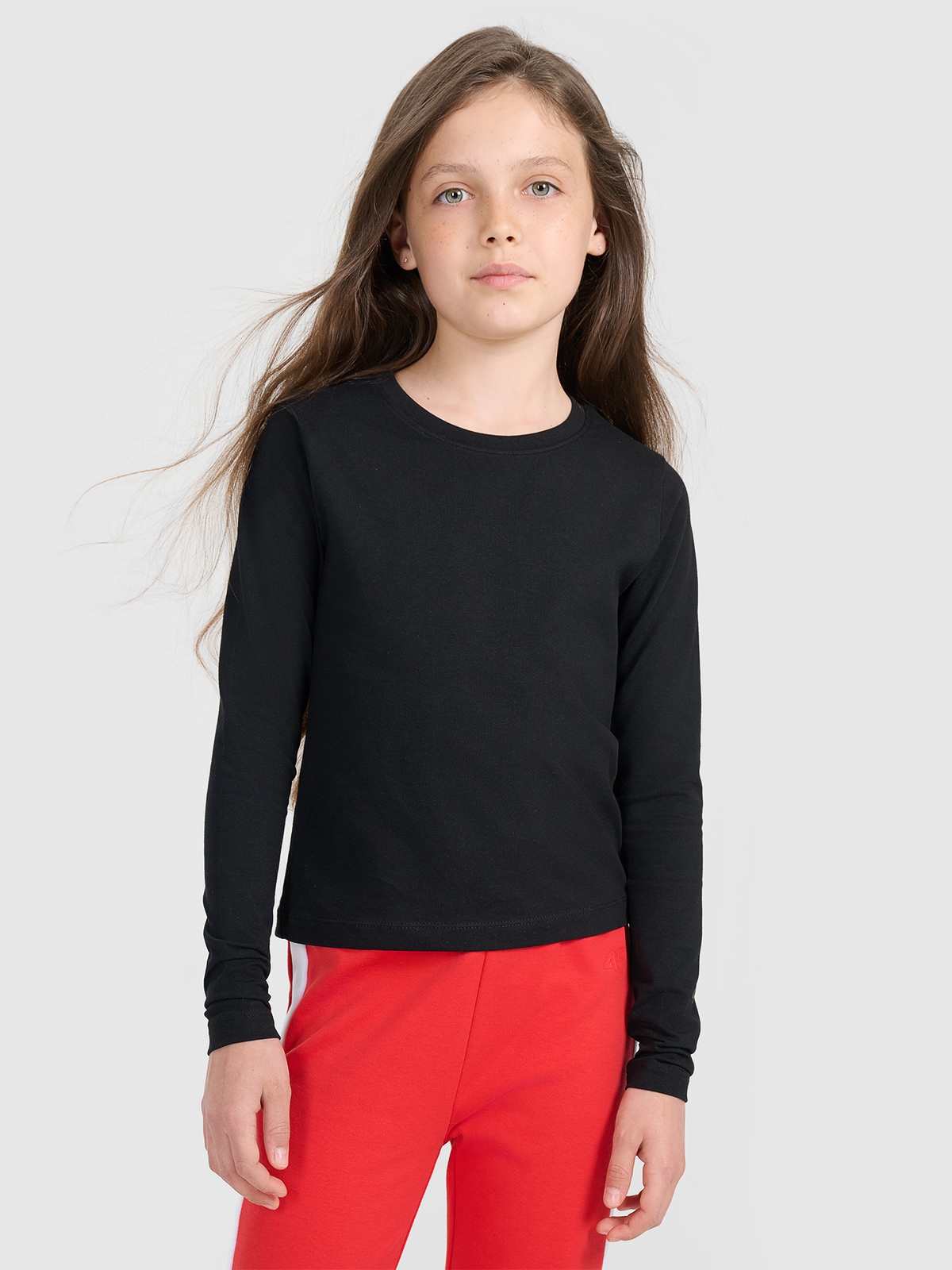 4F Tricou slim cu mânecă lungă unicolor pentru fete - negru