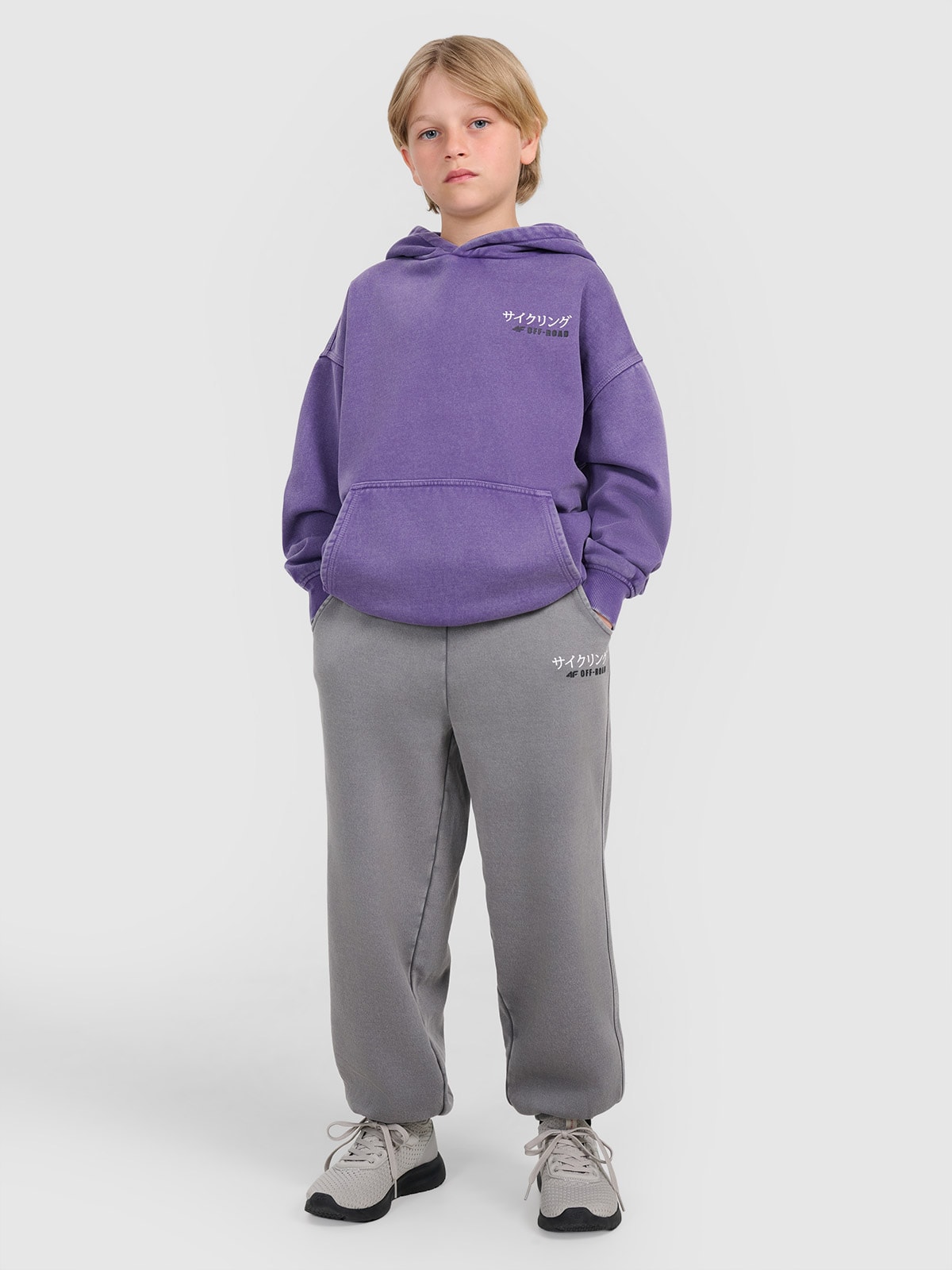 4F Pantaloni jogger de trening pentru băieți - gri