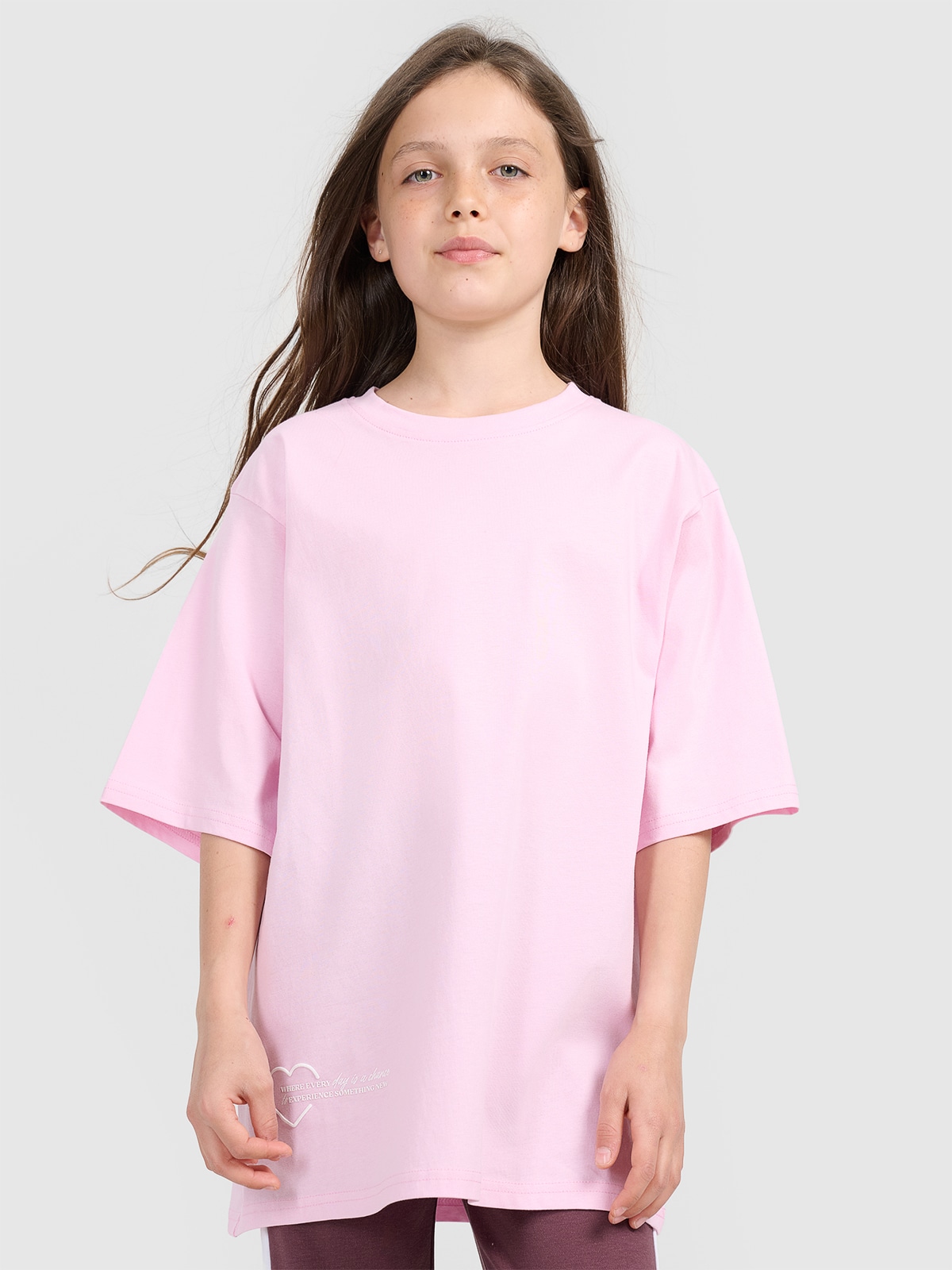 4F T-shirt oversize z nadrukiem dziewczęcy - różowy 158 (12-13