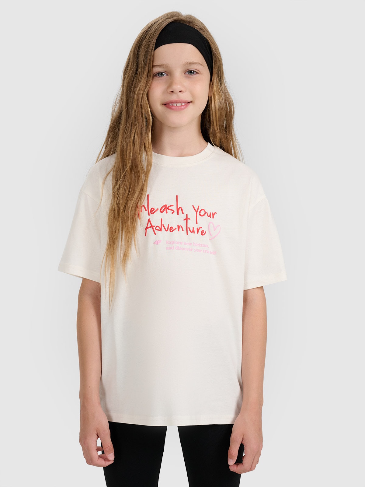 4F T-shirt regular z nadrukiem dziewczęcy - biały 128 (7-8
