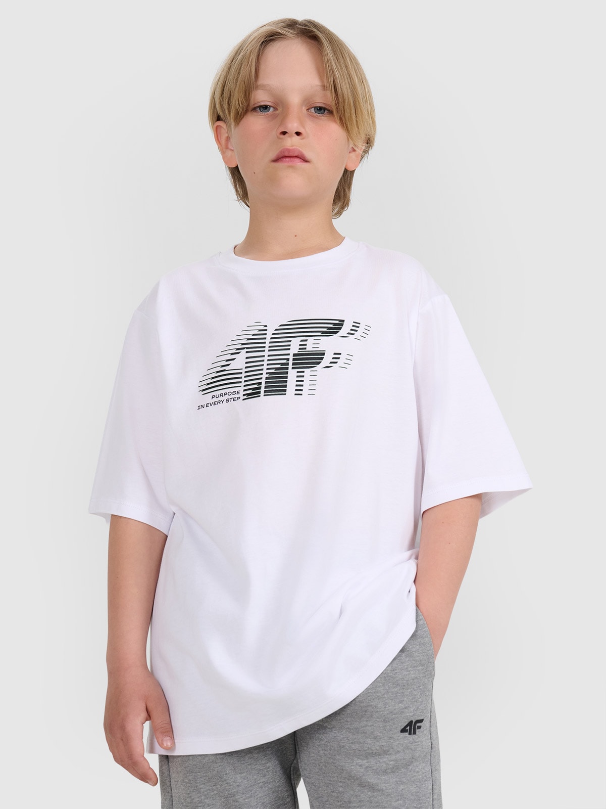 4F T-shirt oversize z nadrukiem chłopięcy - biały 158 (12-13