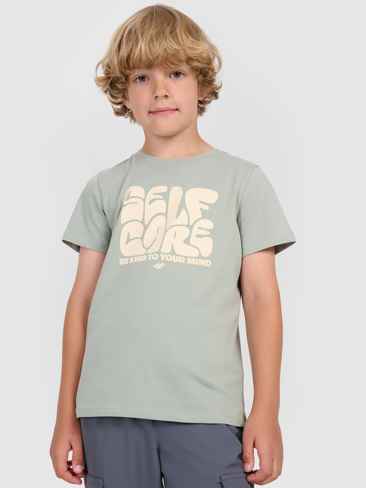 4F T-shirt regular z nadrukiem chłopięcy - oliwkowy 164 (13-14
