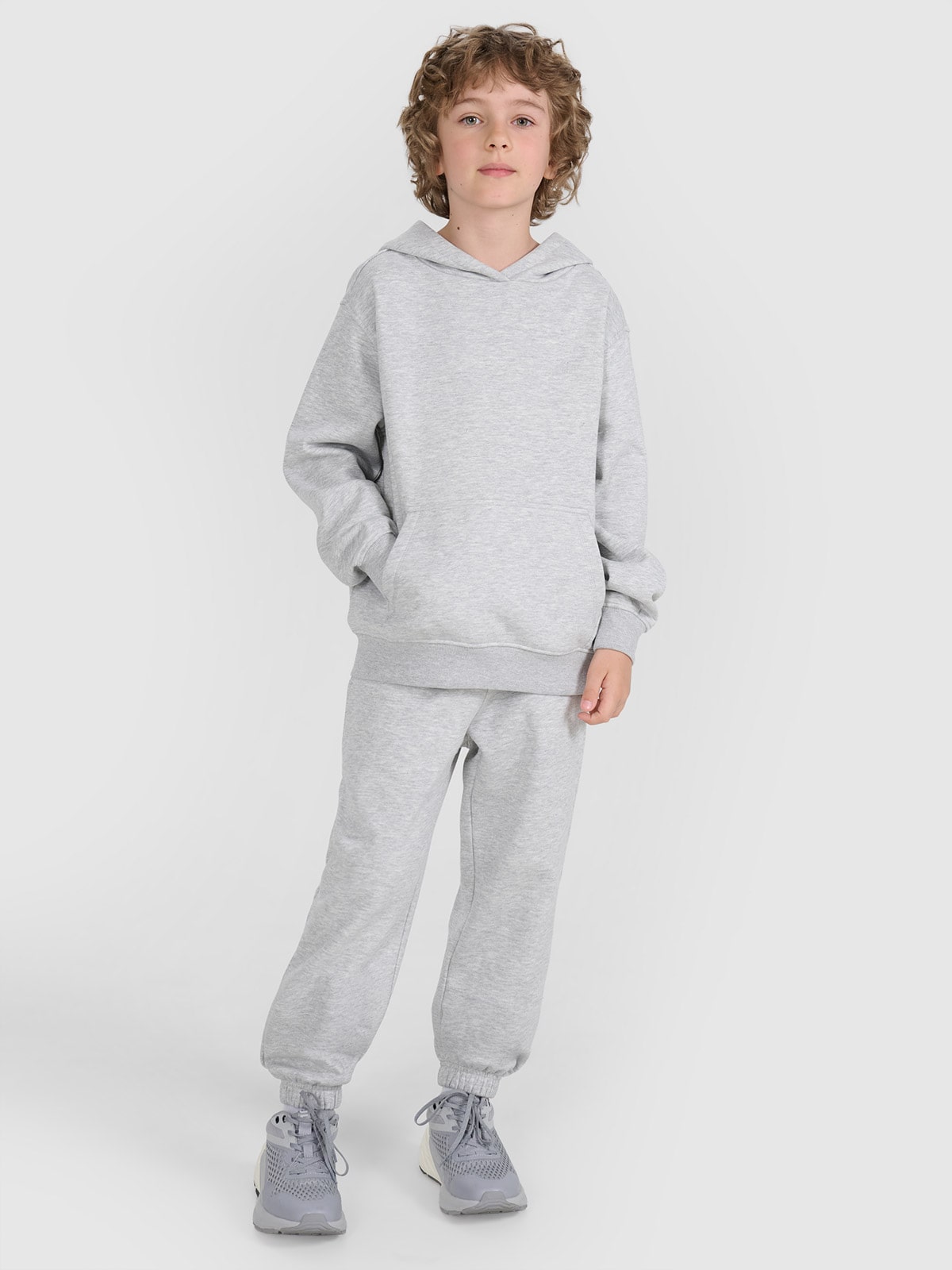 Pantaloni jogger de trening pentru băieți - gri
