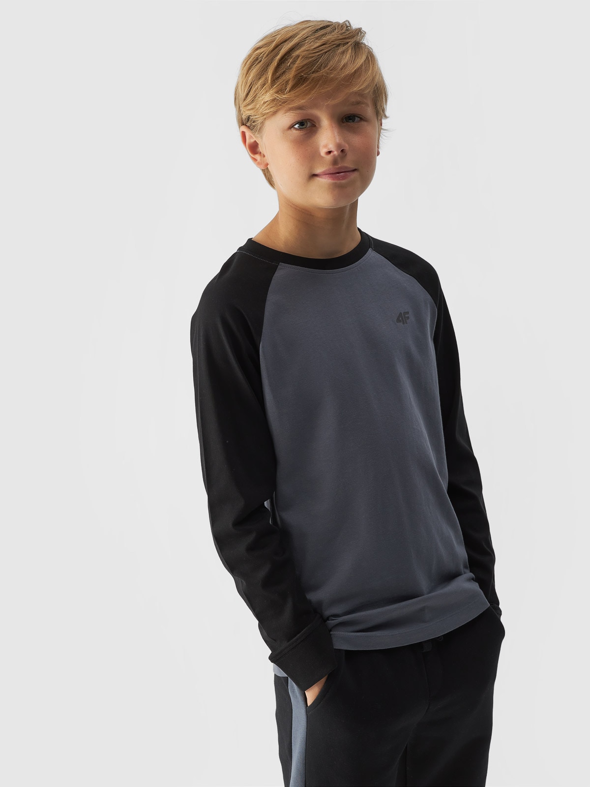Chlapecké hladké tričko regular s dlouhými rukávy - šedé