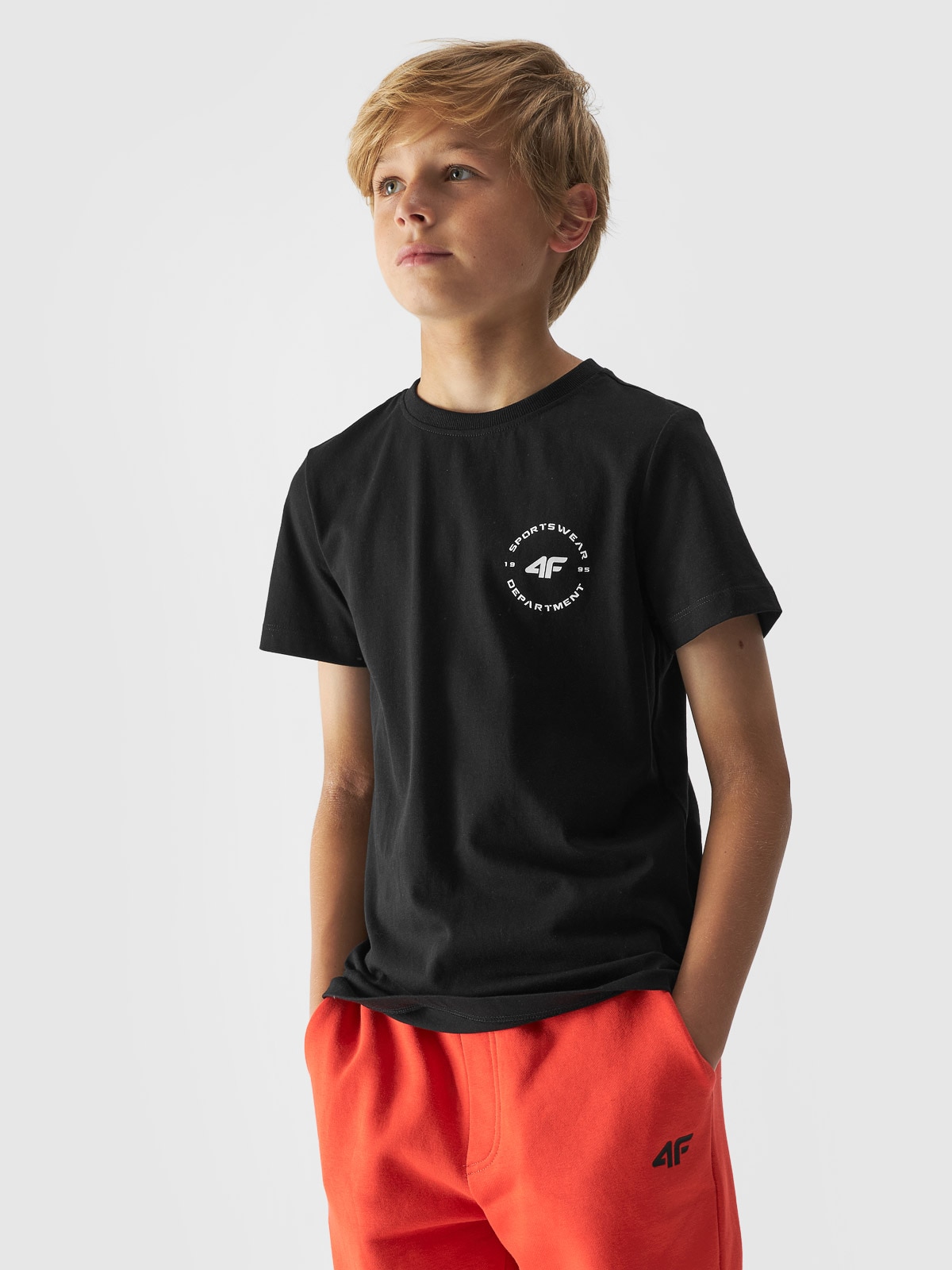 Chlapecké hladké tričko regular - černé