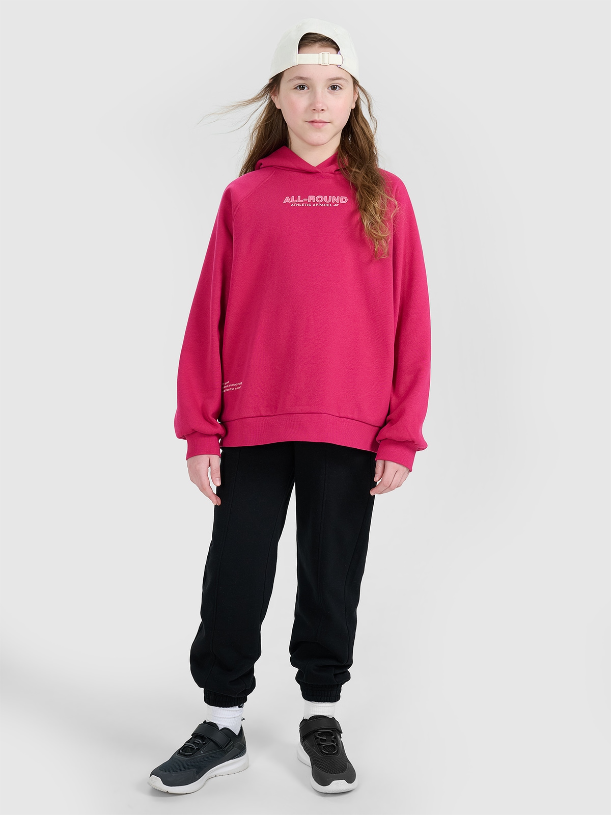 4F Pantaloni jogger de trening pentru fete - negri