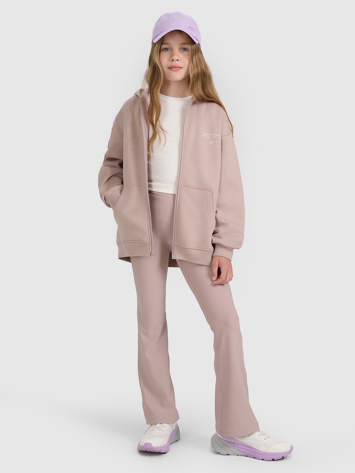 4F Pantaloni evazați din tricot striat pentru fete - bej