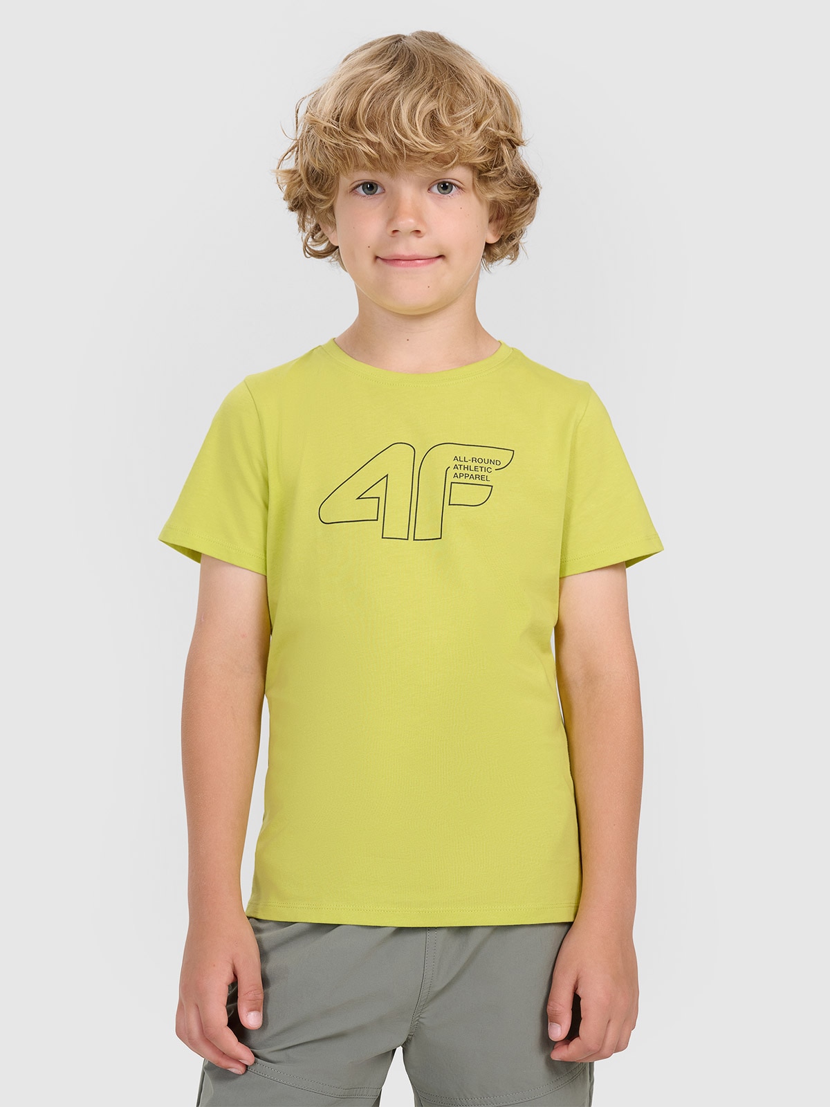 4F T-shirt regular z nadrukiem chłopięcy - czarny 140 (9-10