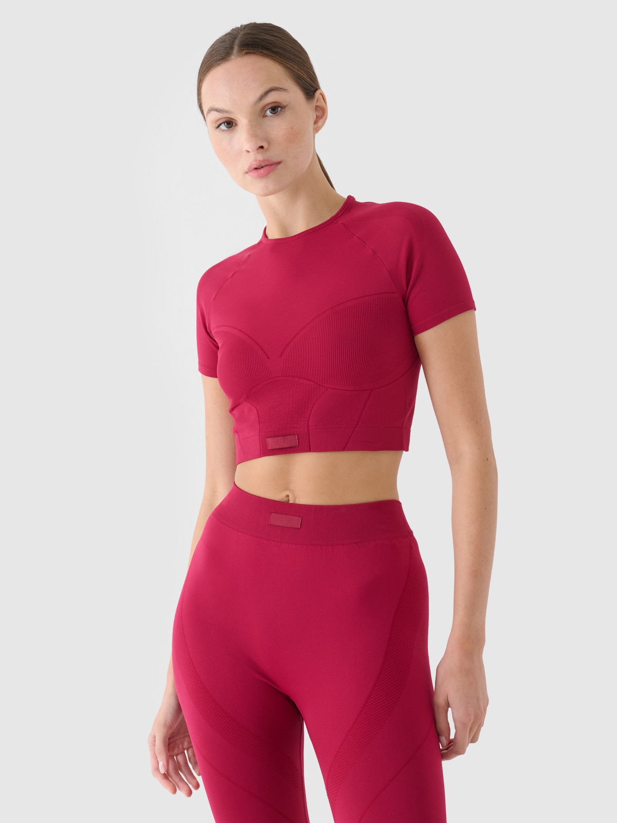 Crop top de antrenament slim cu uscare rapidă pentru femei - roșu