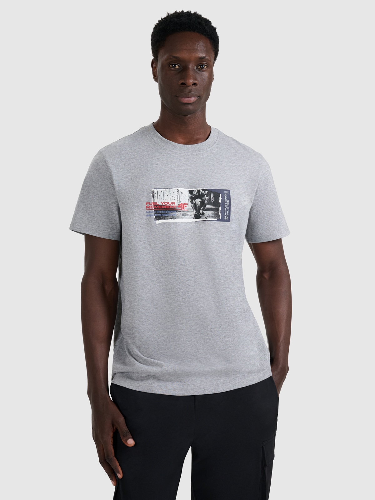 4F T-shirt regular z nadrukiem męski - szary