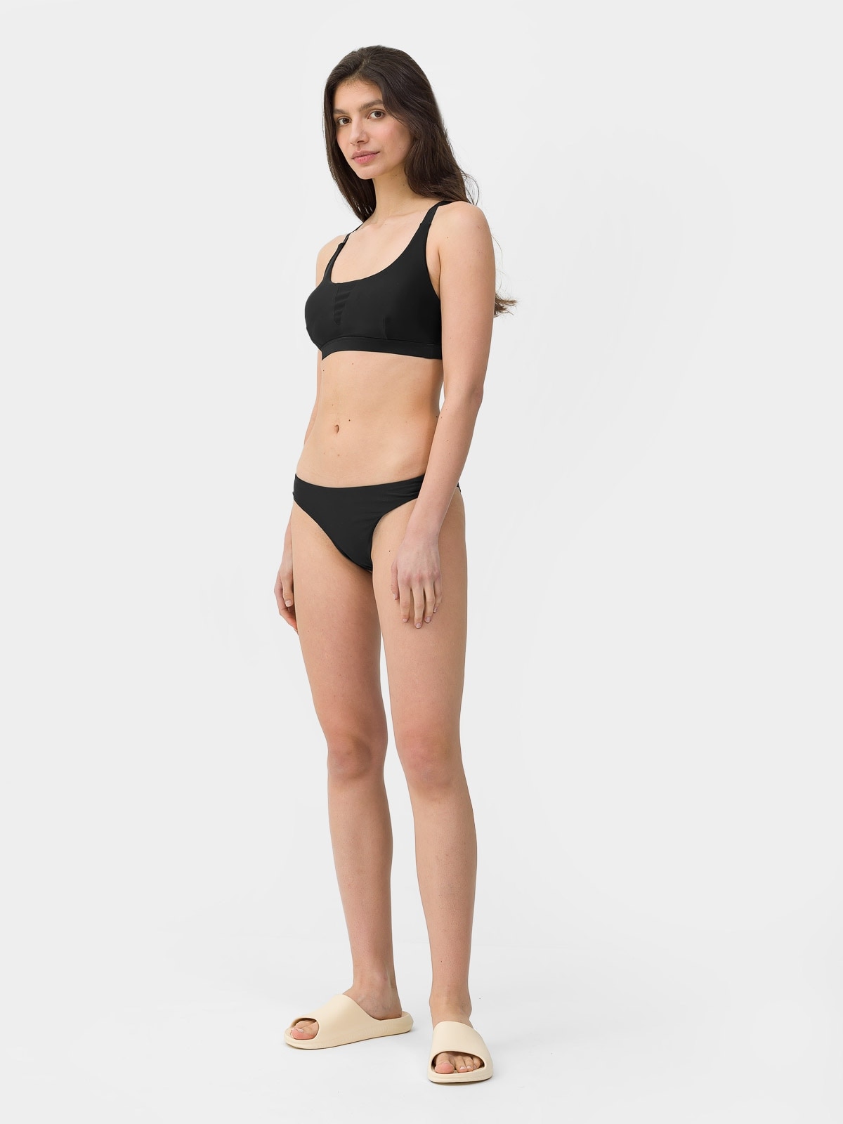 Slip de bikini din materiale reciclate pentru femei