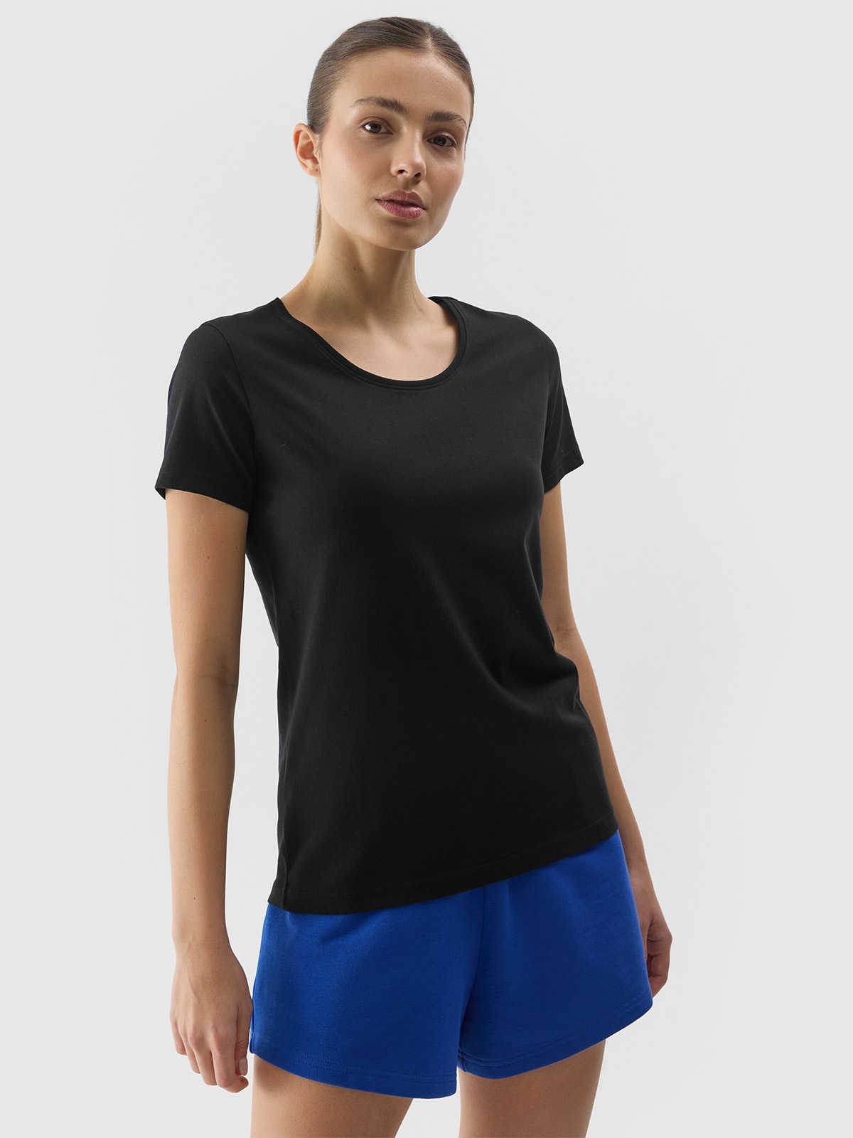 Tricou regular unicolor pentru femei - negru