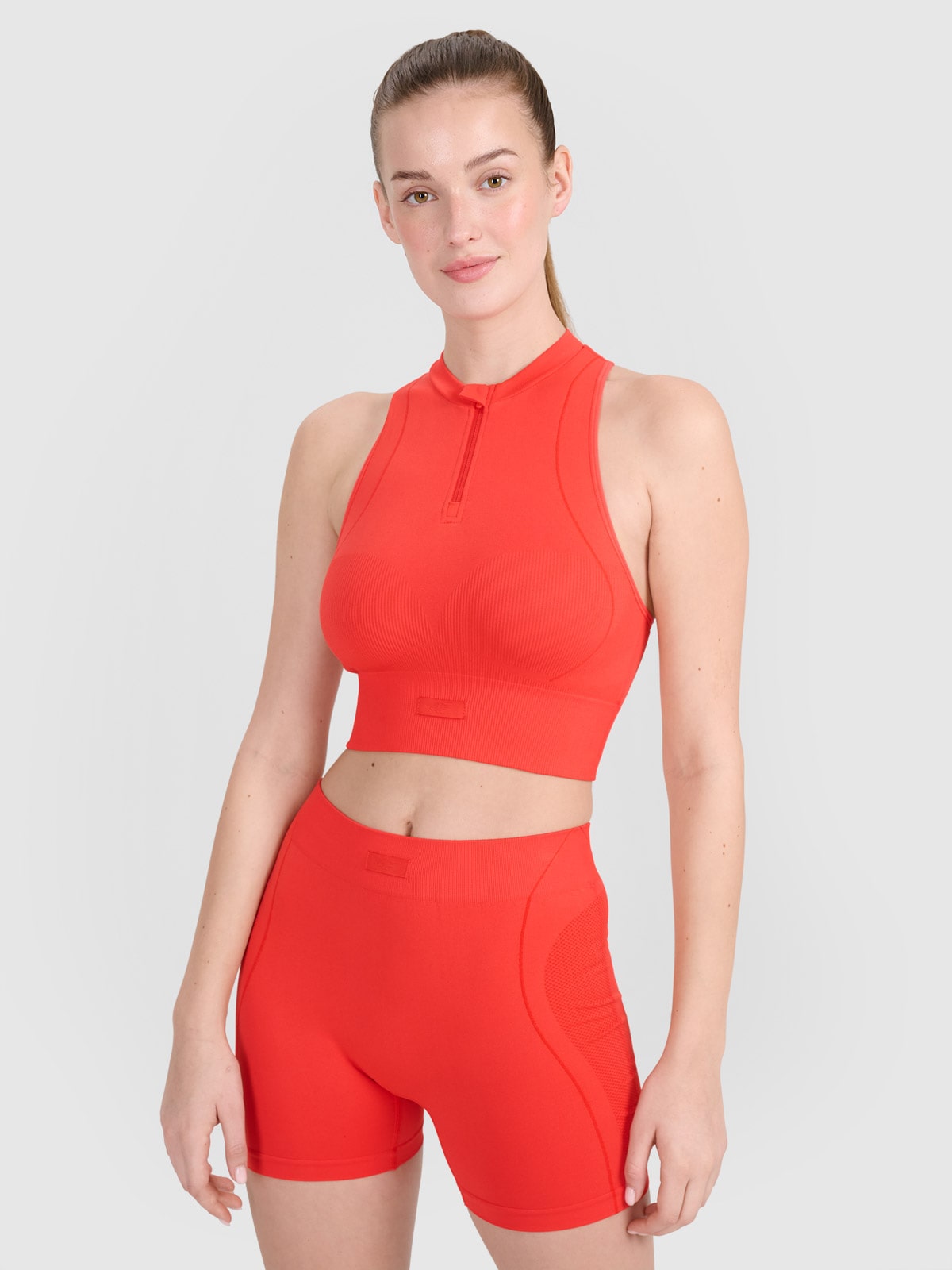 Crop-top de antrenament slim fără cusături pentru femei - roșu