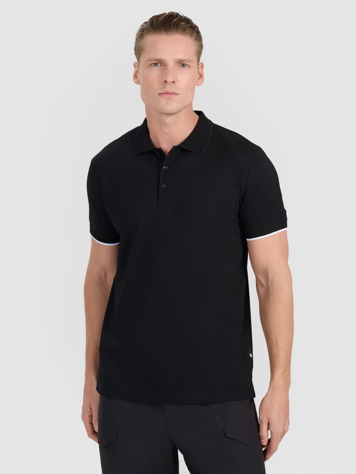 Tricou polo regular pentru bărbați - negru