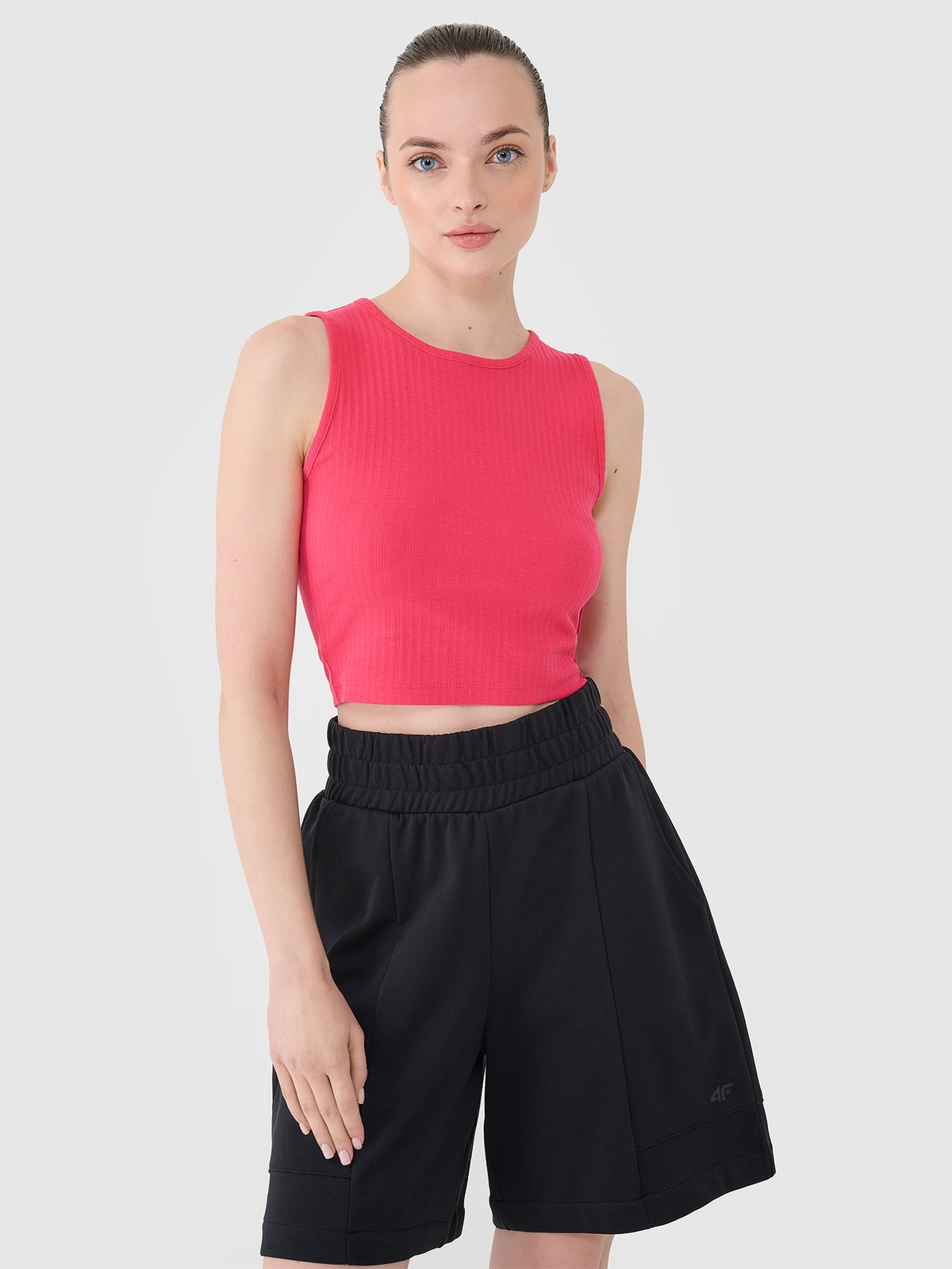 Crop top din tricot pentru femei - roz