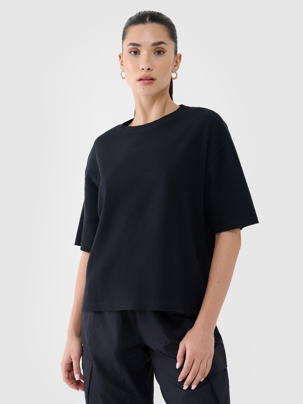 Tricou regular din tricot cu vafe pentru femei - negru