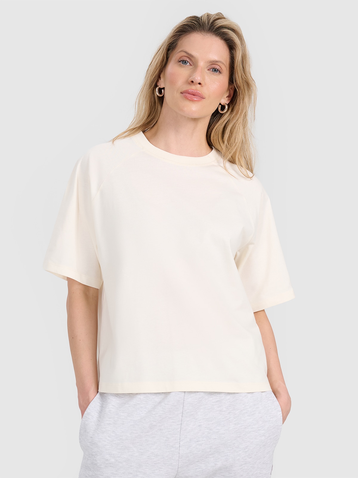 Tricou oversize unicolor pentru femei - alb