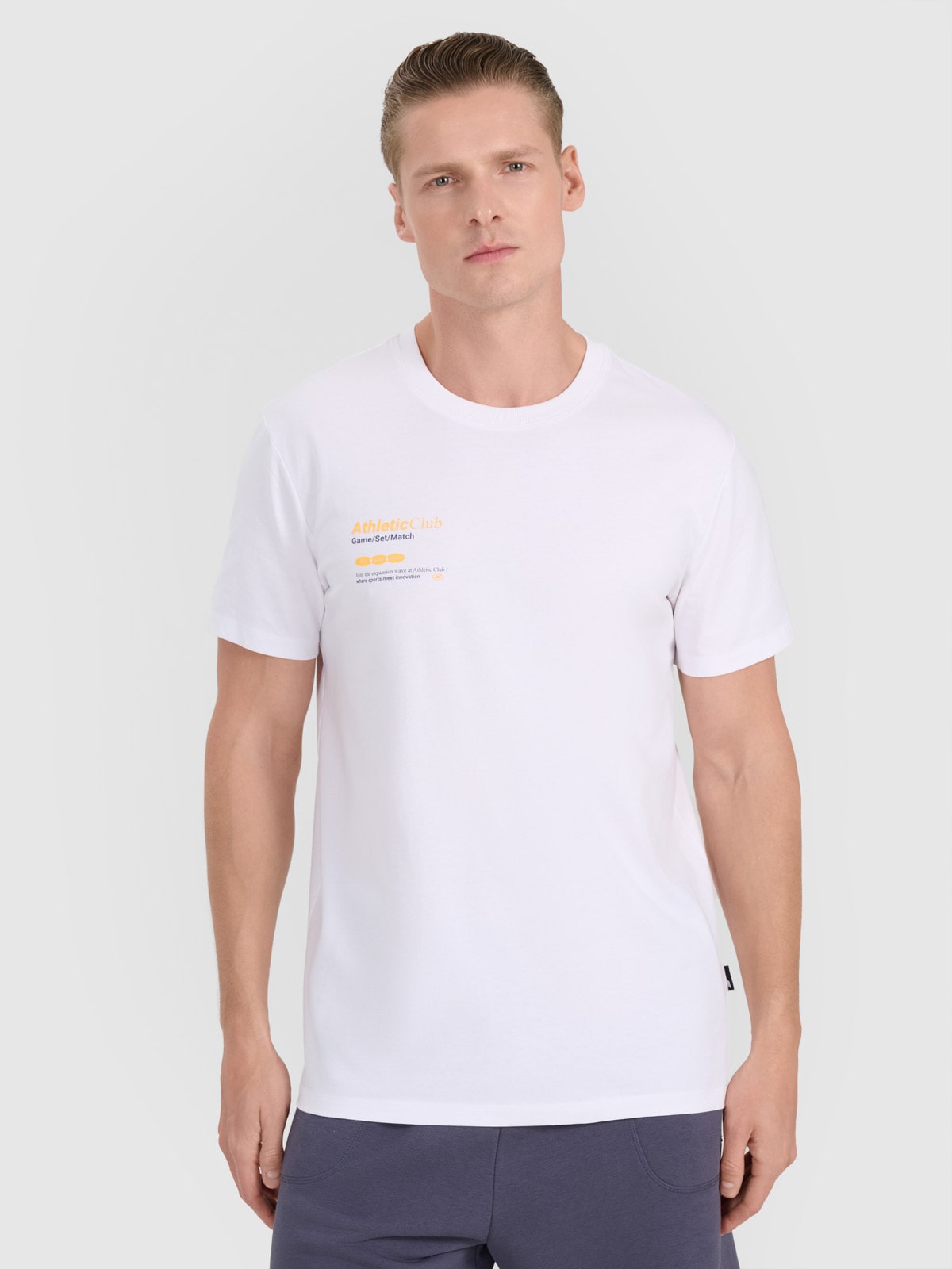 Tricou regular cu imprimeu pentru bărbați - maro