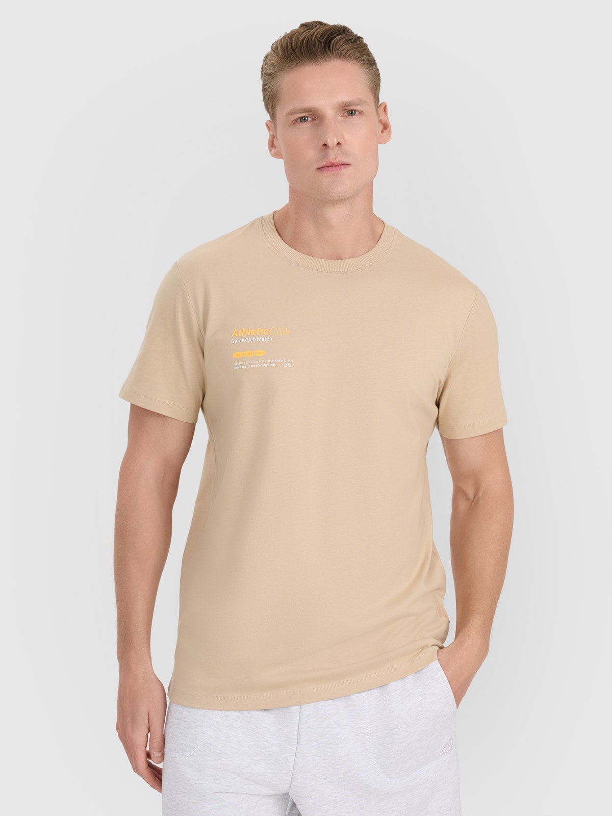 Tricou regular cu imprimeu pentru bărbați - maro