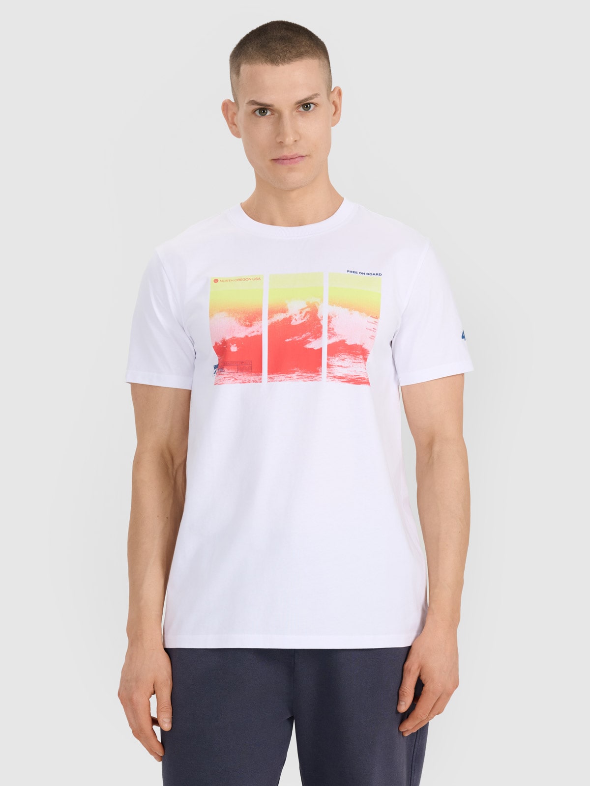Tricou regular cu imprimeu pentru bărbați - alb