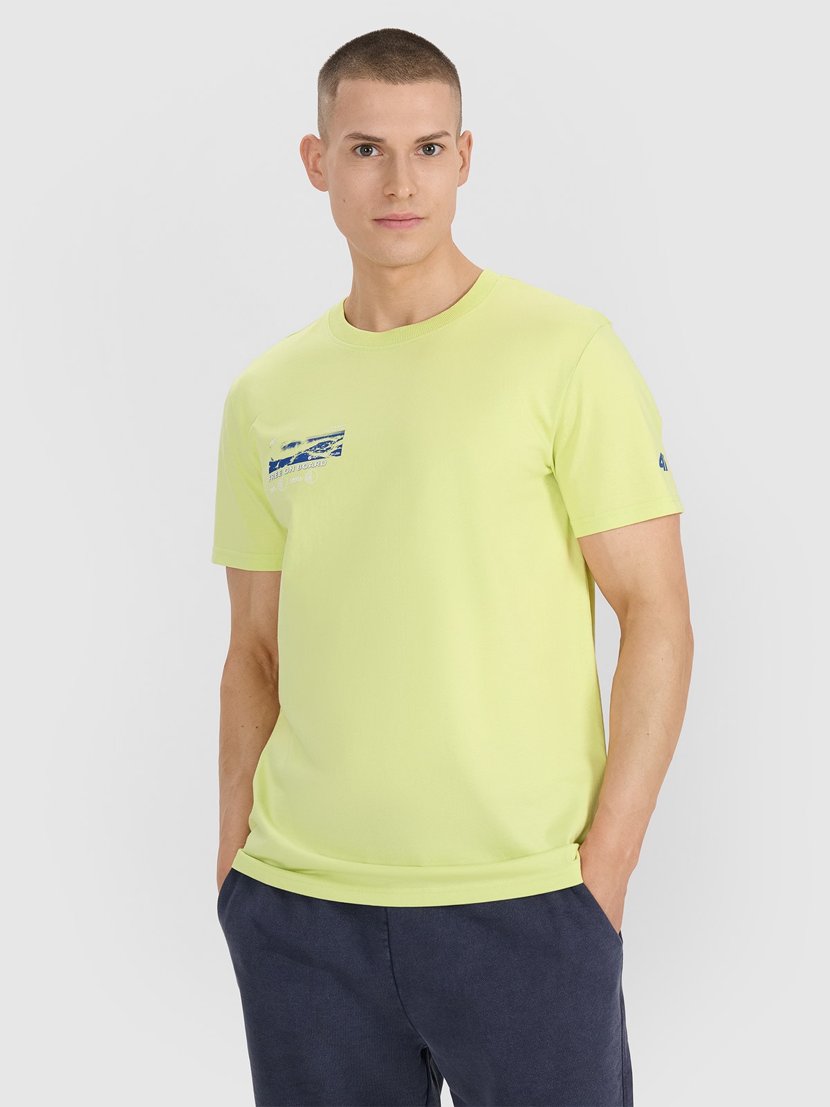 Tricou regular cu imprimeu pentru bărbați - verde