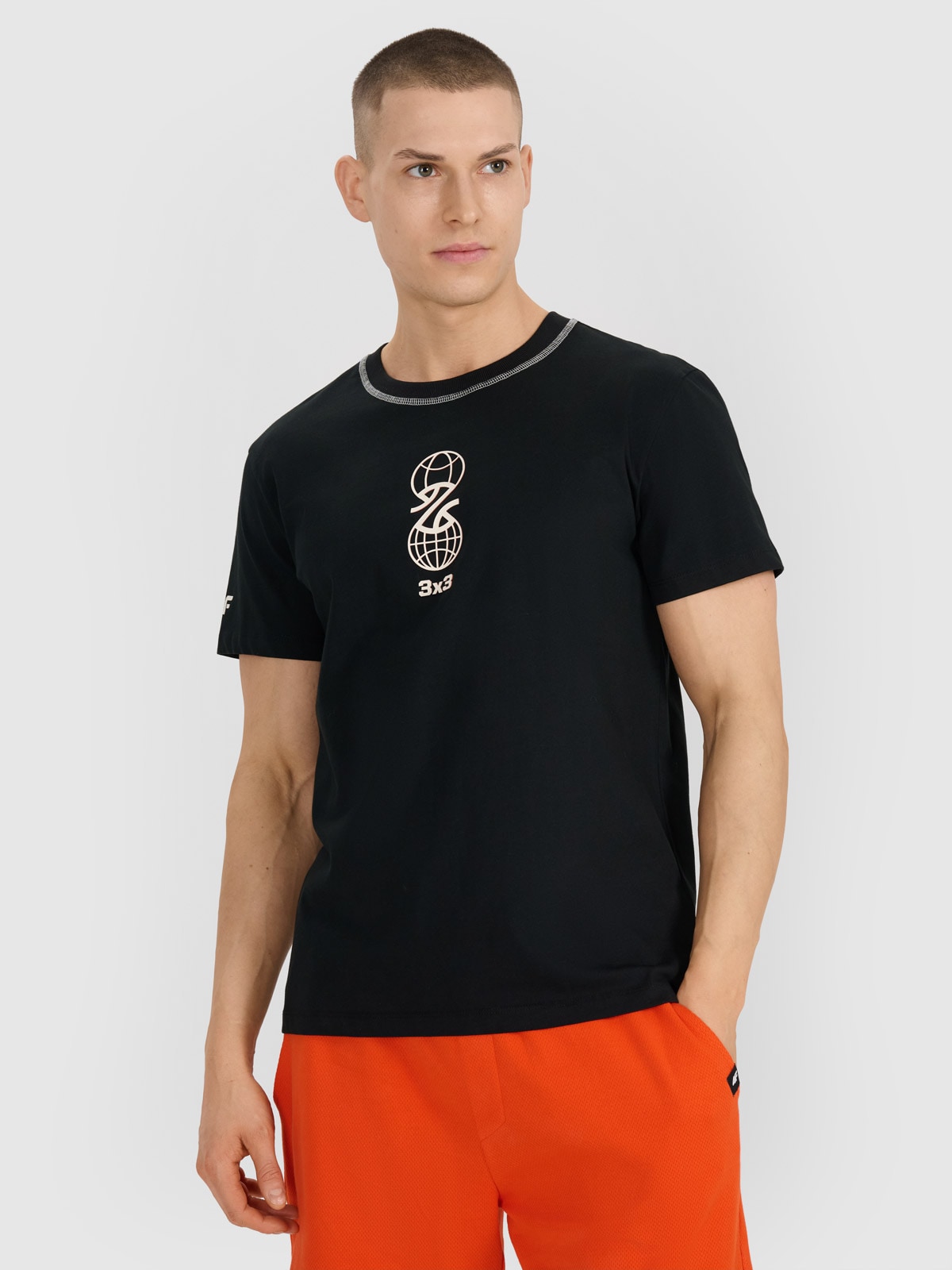 TRICOU