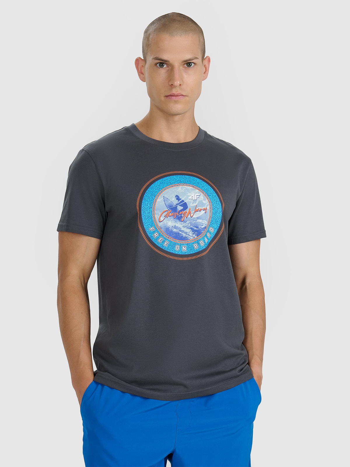 Tricou regular cu imprimeu pentru bărbați - gri