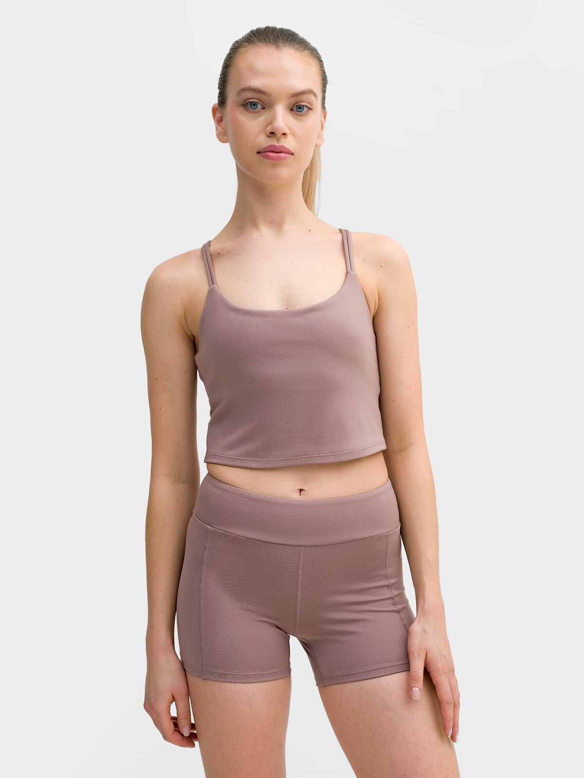 Crop-top de yoga din materiale reciclate pentru femei