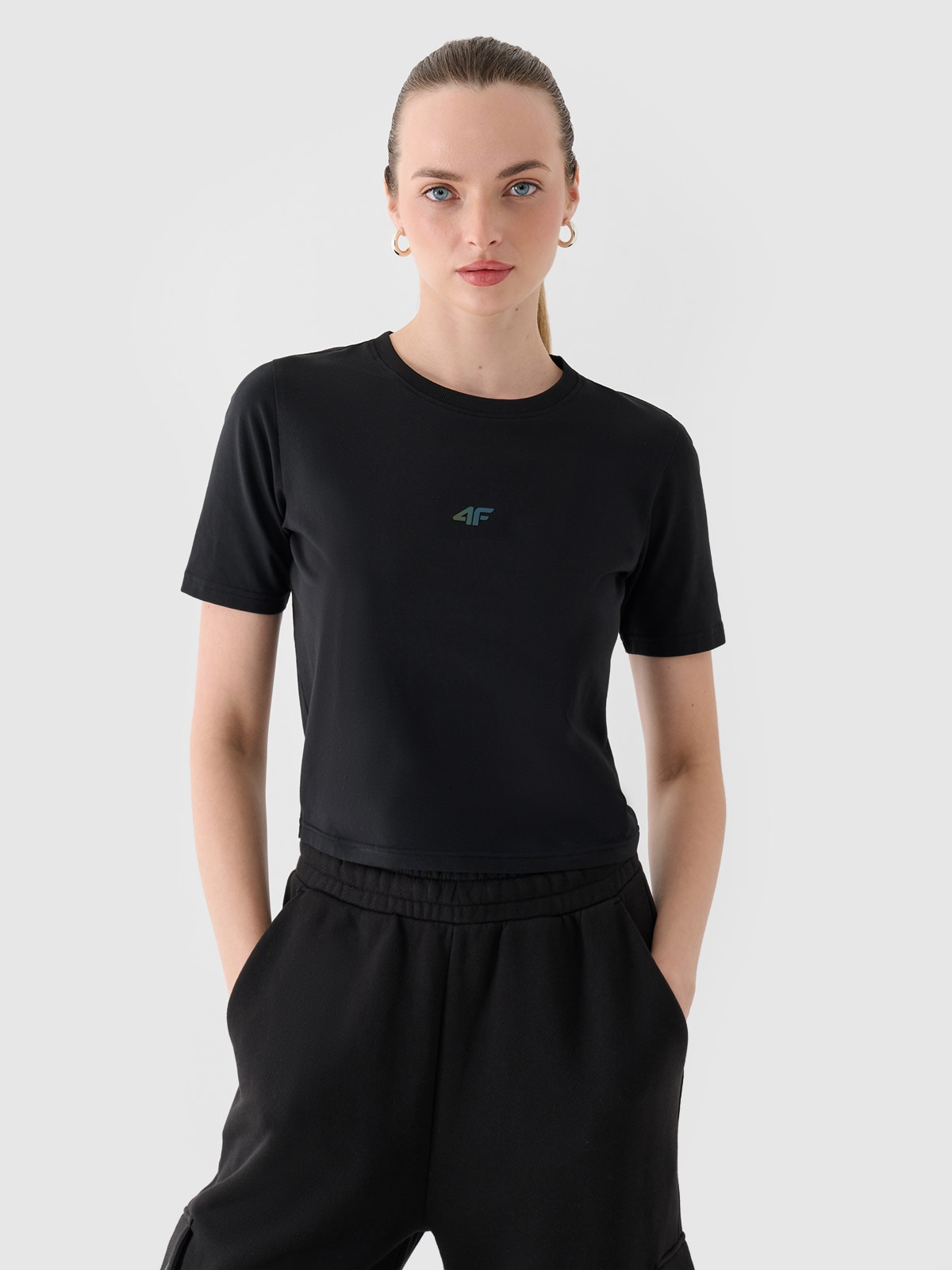 Tricou slim cropped pentru femei - negru