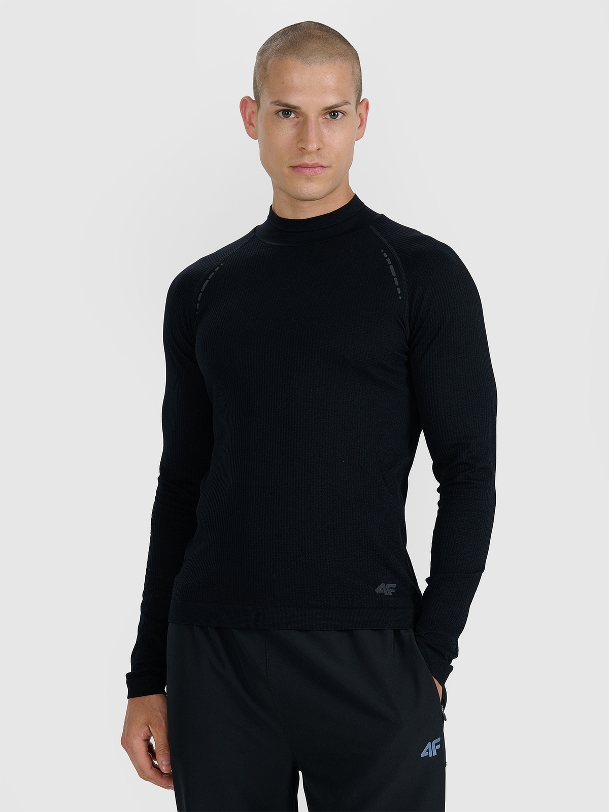4F Tricou cu mânecă lungă de alergare pe teren cu uscare rapidă pentru bărbați - negru