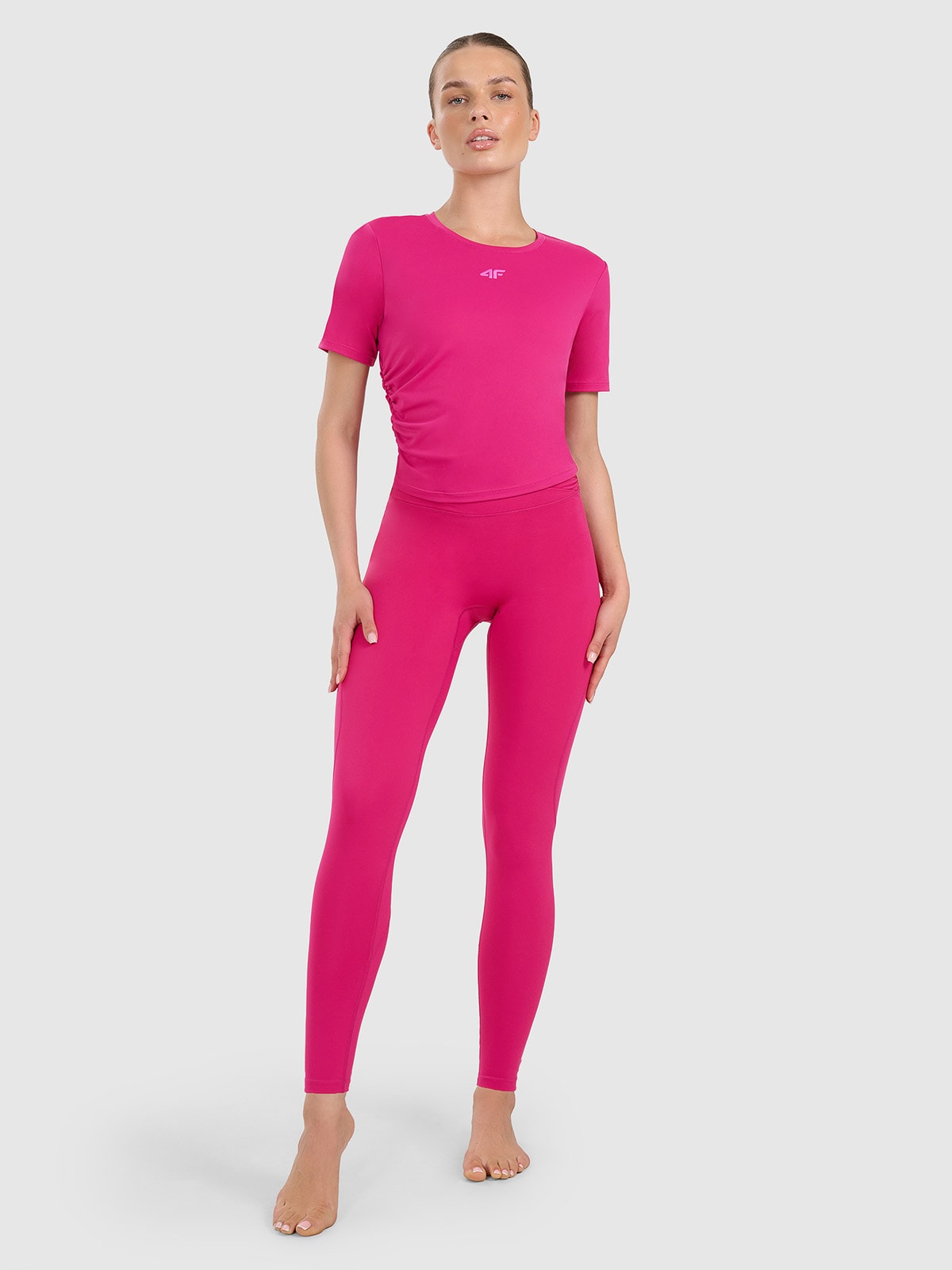 4F Legginsy do jogi i pilatesu szybkoschnące damskie - różowe
