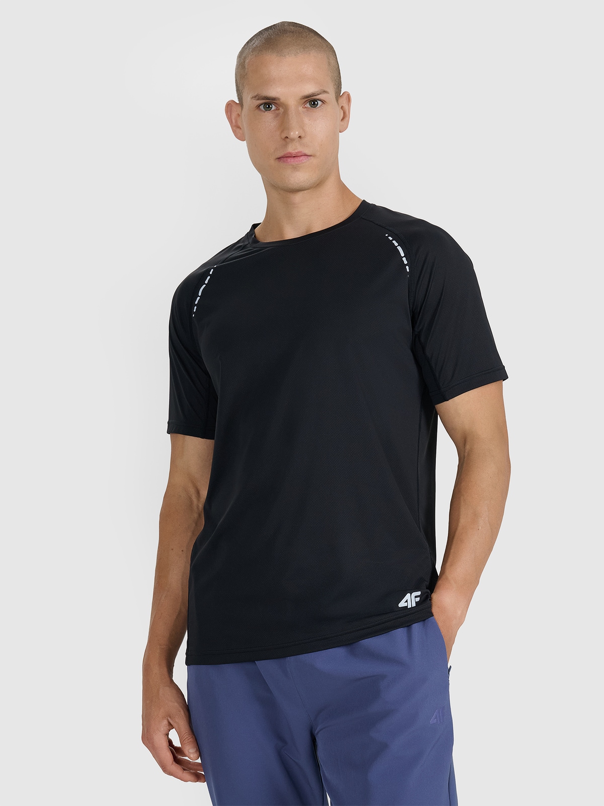 4F Tricou de alergare pe teren cu uscare rapidă pentru bărbați - negru