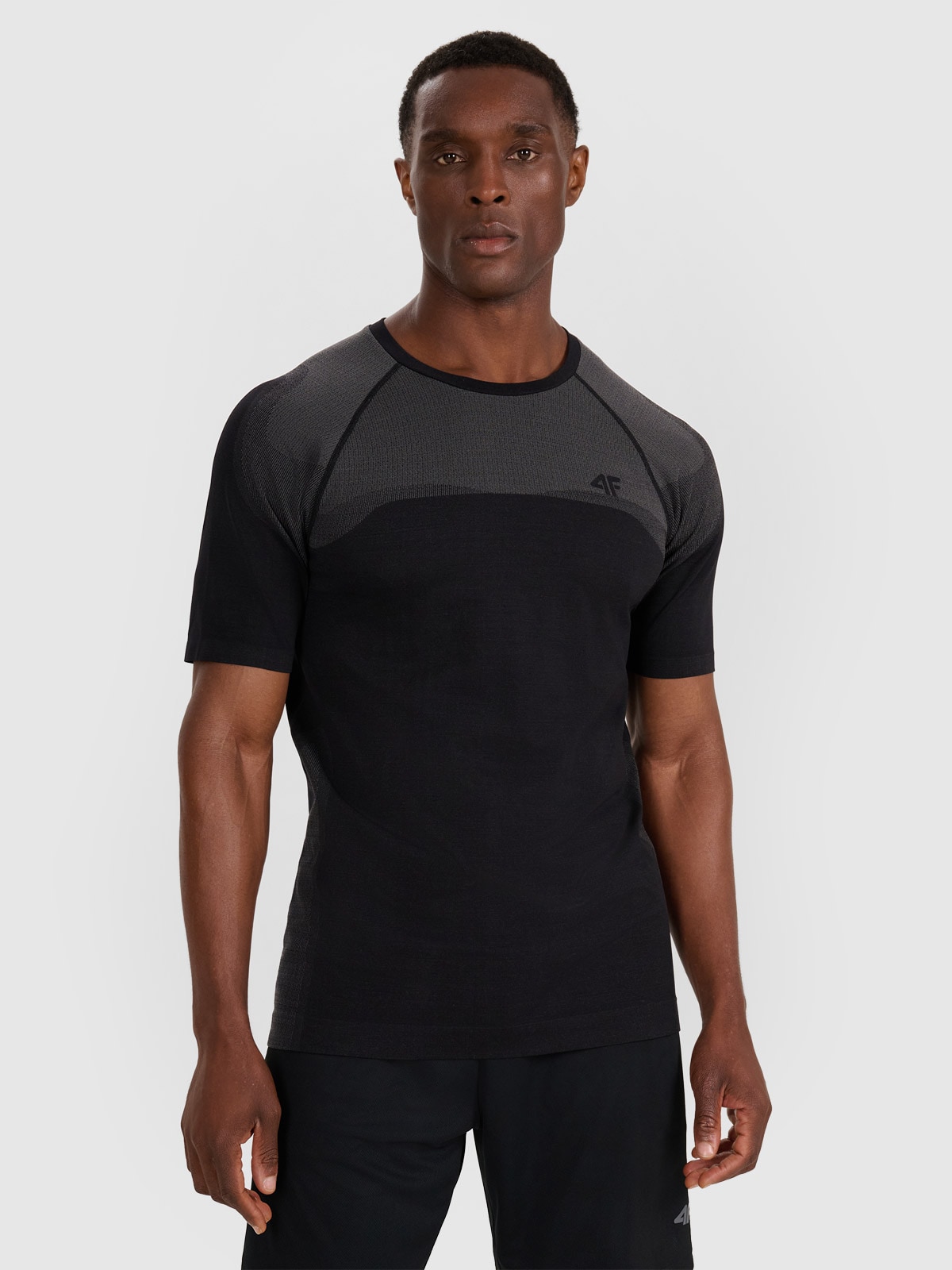 Tricou de antrenament fără cusături pentru bărbați - negru