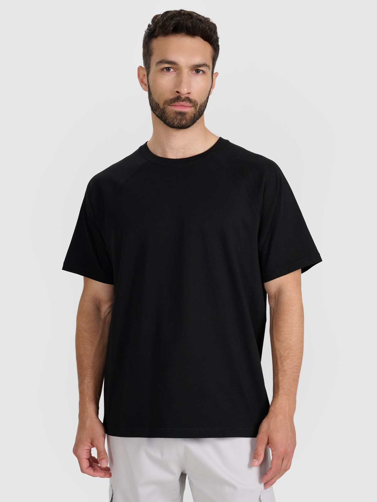4F Tricou oversize unicolor pentru bărbați - negru