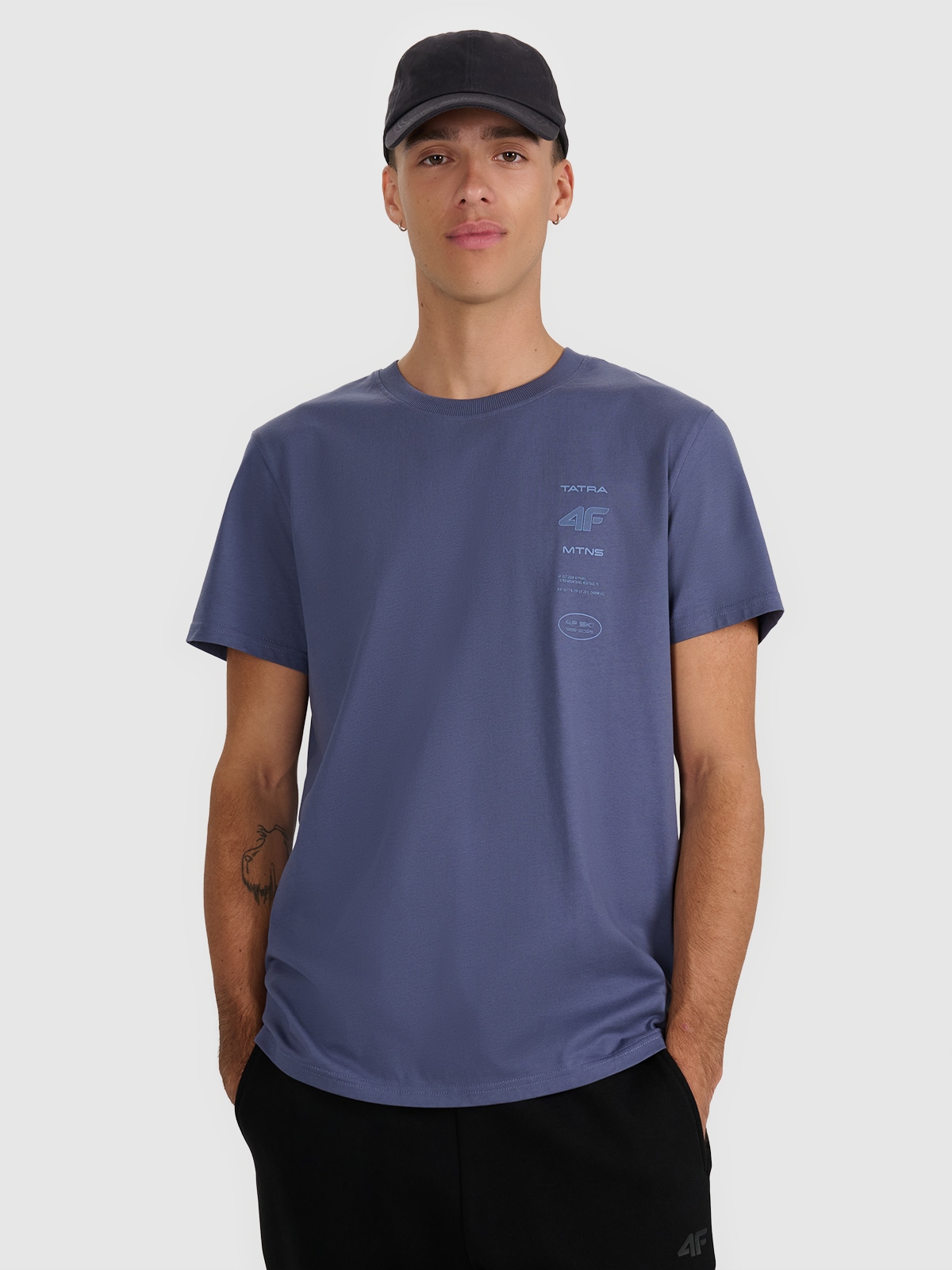 4F TRICOU