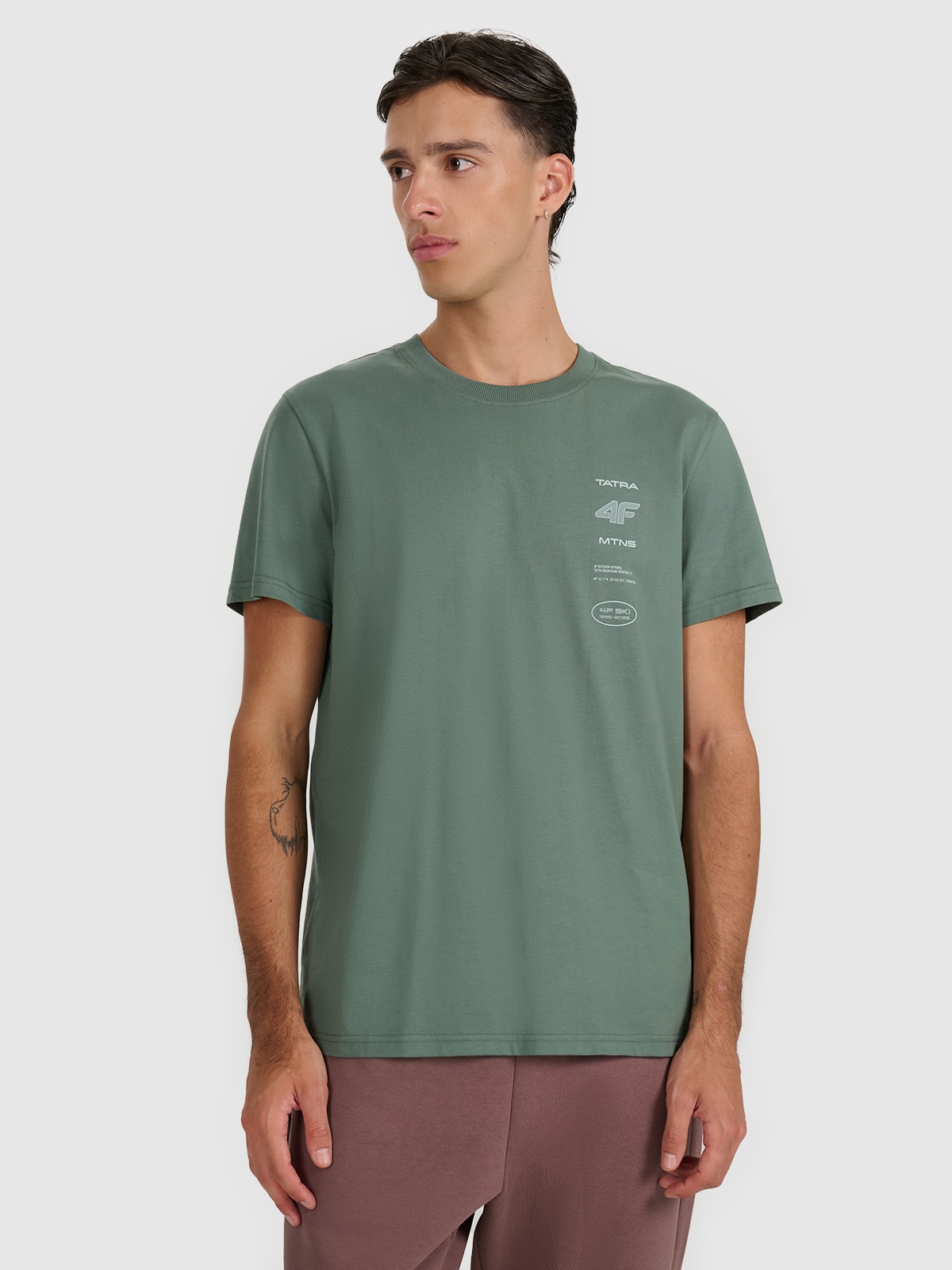 4F TRICOU