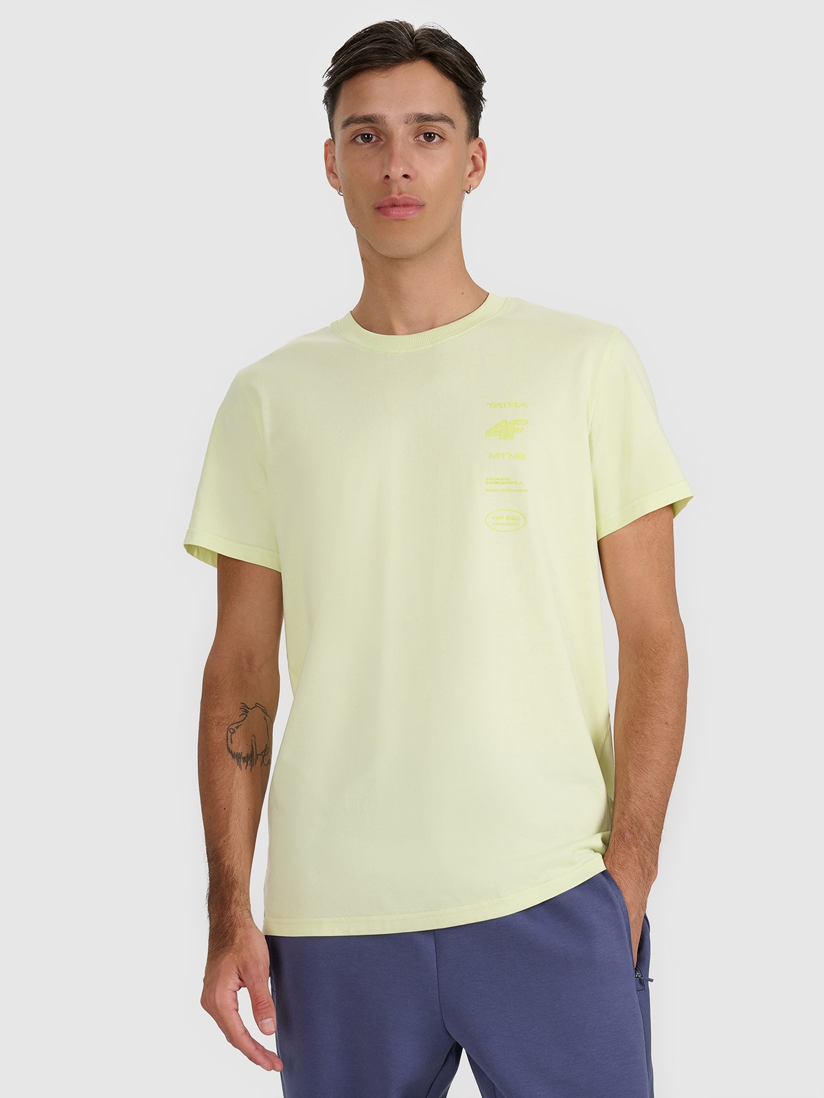 4F TRICOU