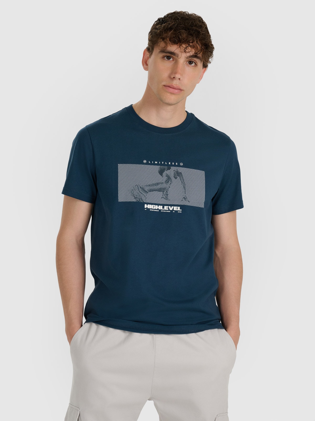 4F T-shirt regular z nadrukiem męski - granatowy