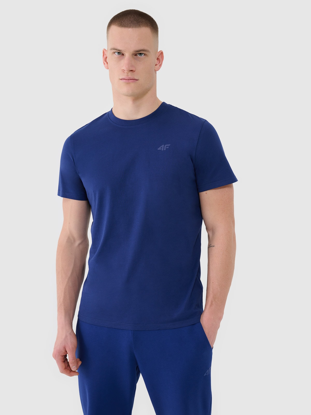 Tricou regular unicolor pentru bărbați - bleumarin