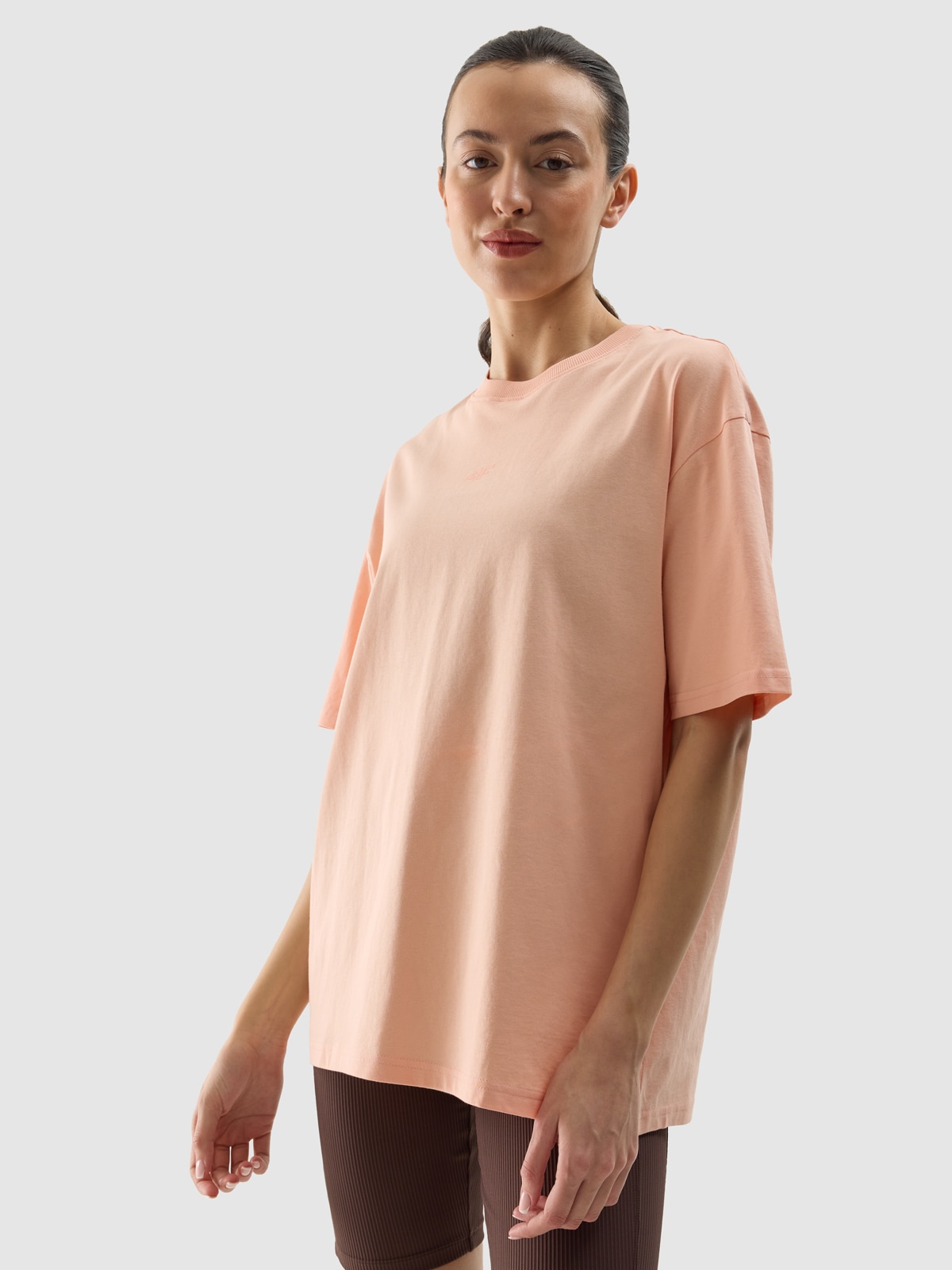 Tricou oversize unicolor pentru femei - culoarea coral