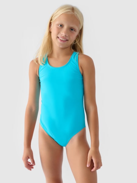 4F - Sports store. Sportswear, shoes and accessories for