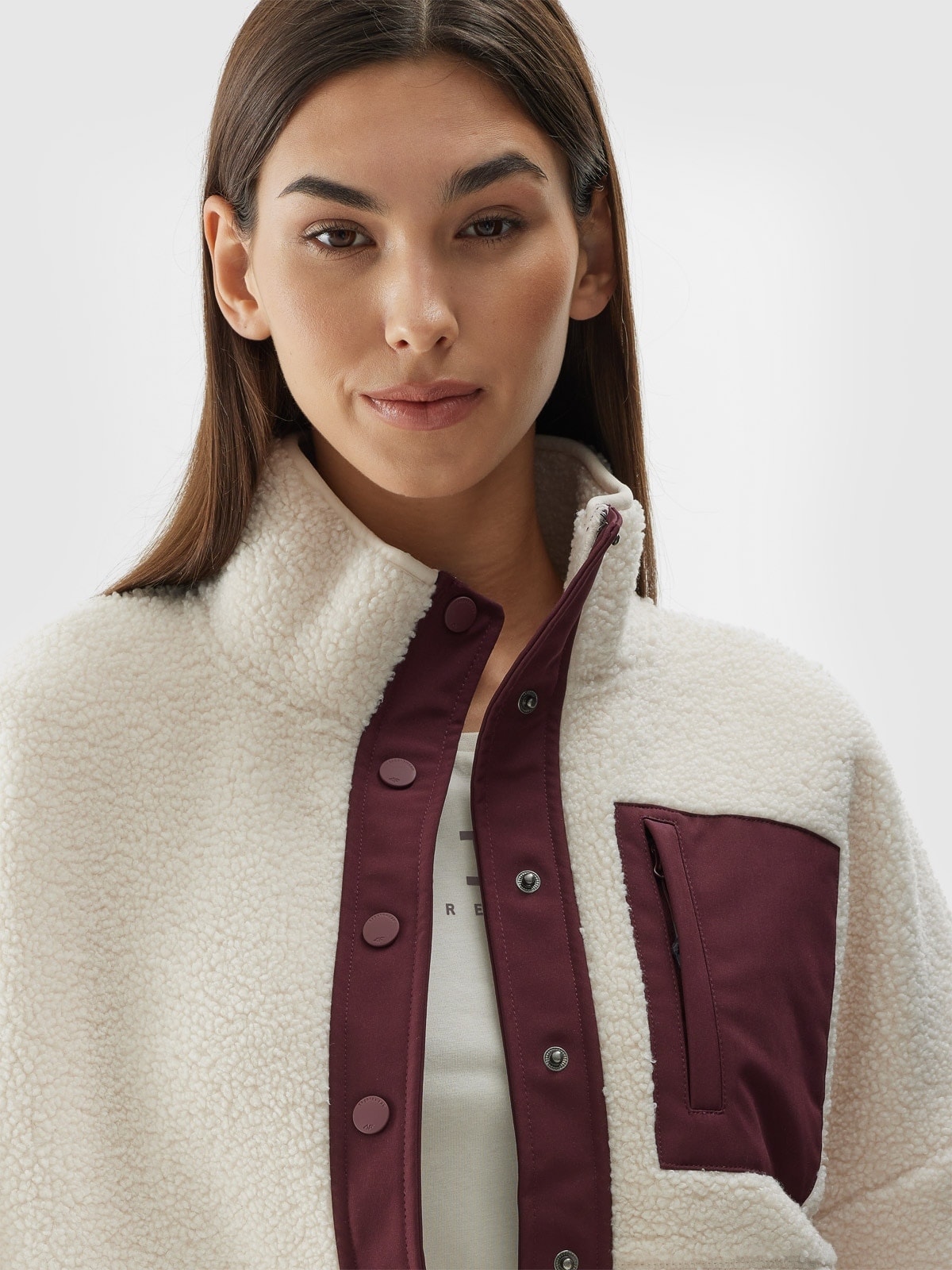 Women's Sherpa fleece with stand-up collar - cream | 4F