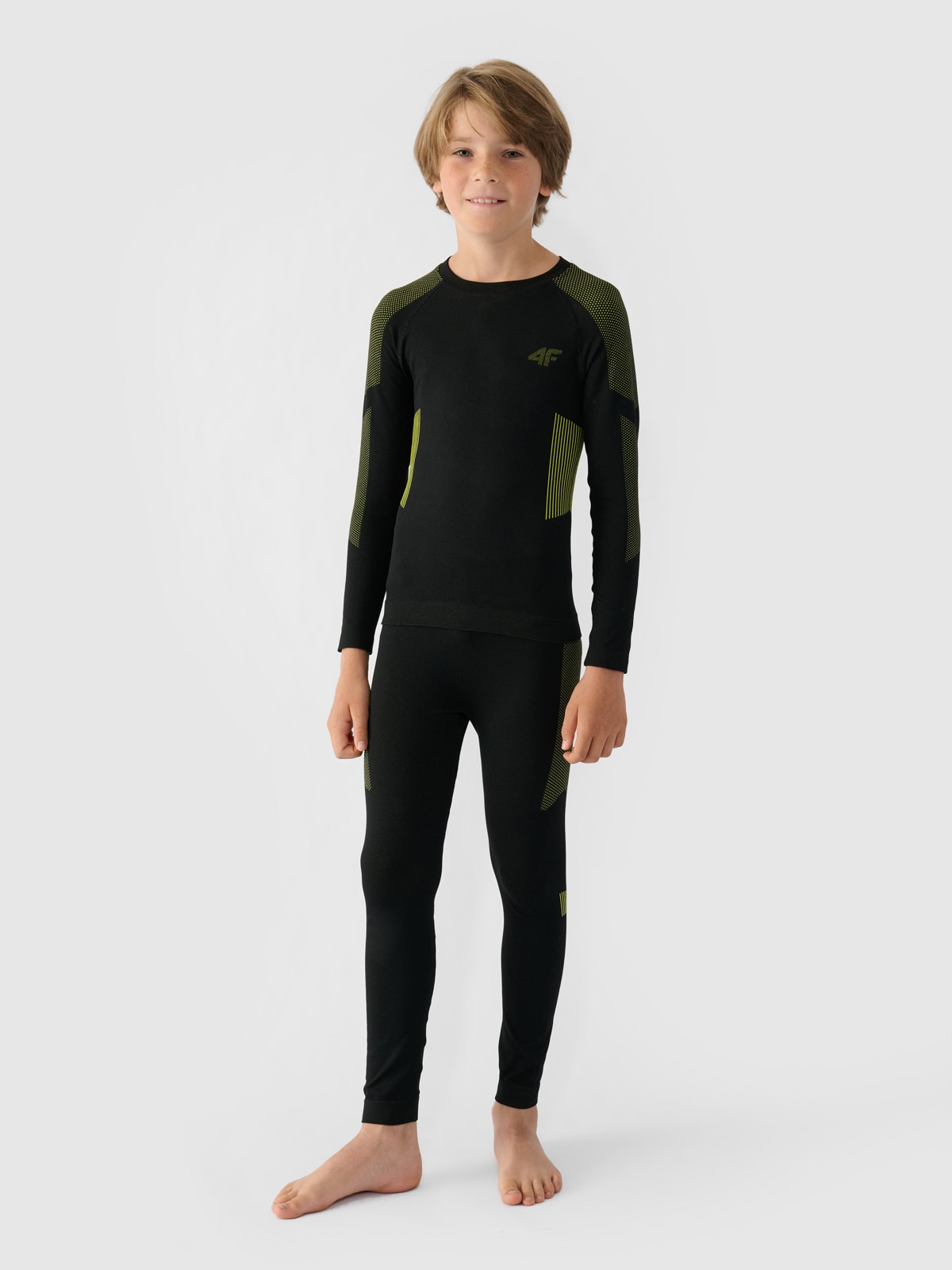 Boy's seamless thermoactive underwear set - green | 4F