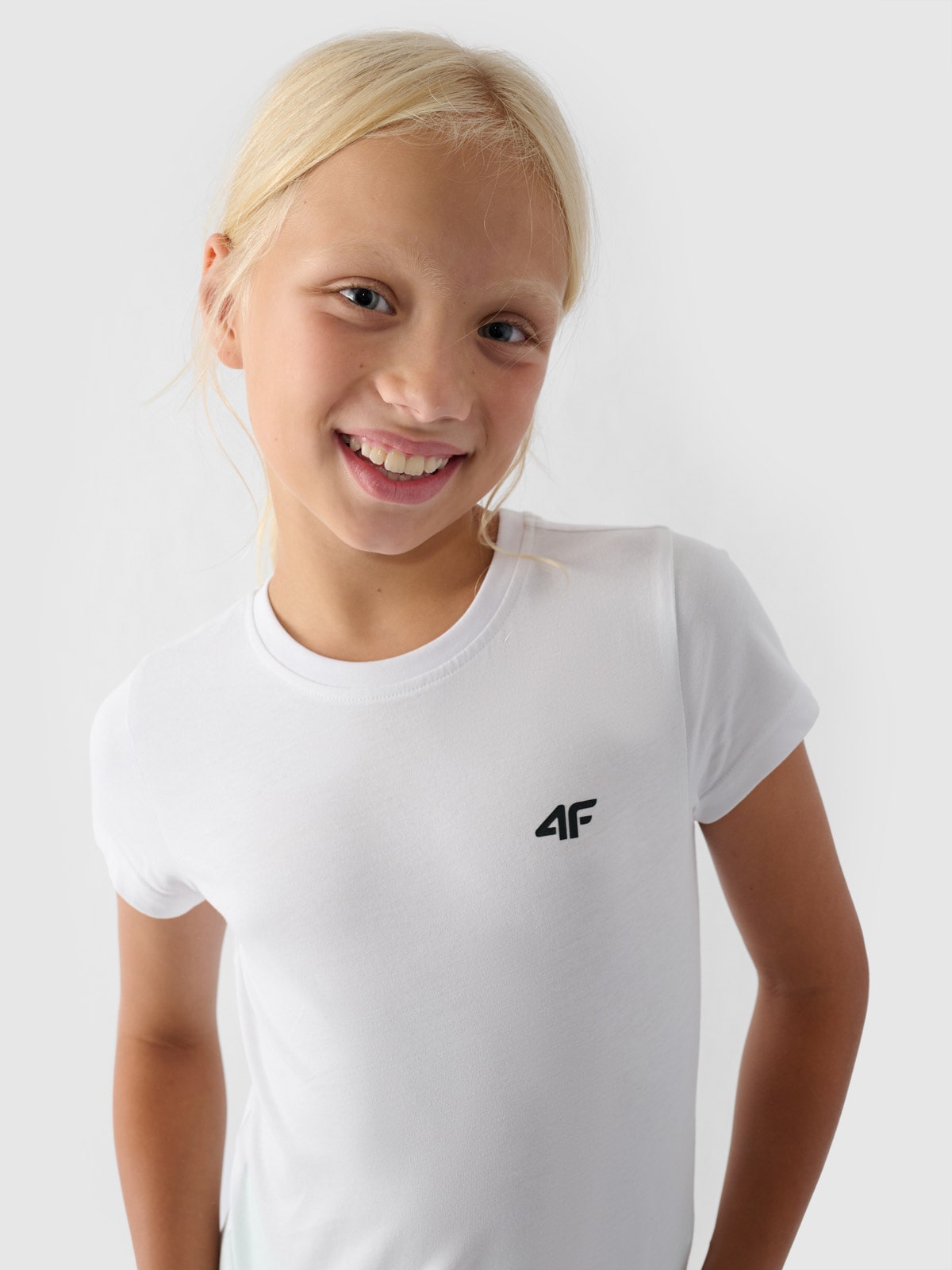 Girl's plain T-shirt - white | 4F: Sportswear and shoes