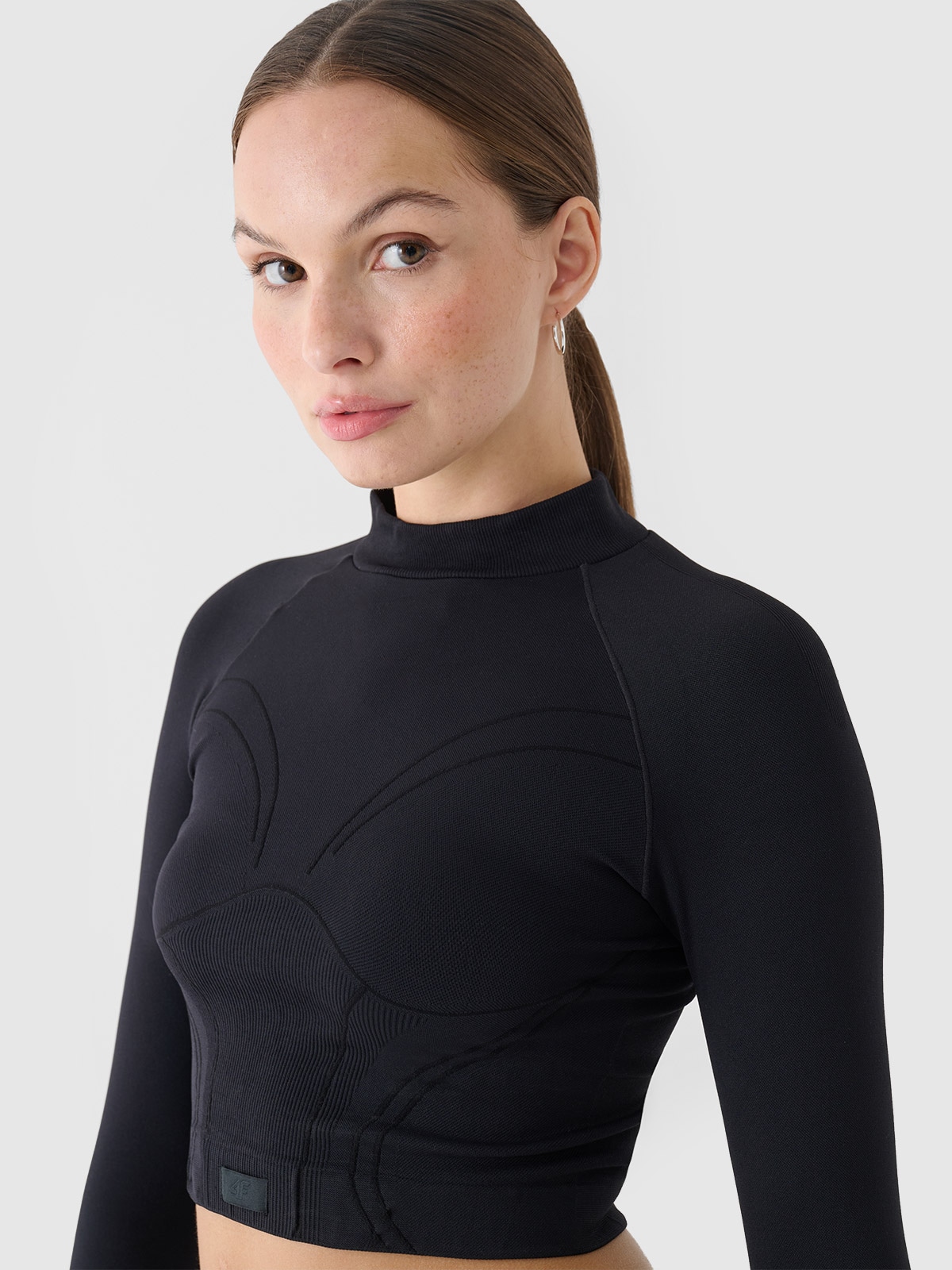 Women's Slim Quick-Dry Training Longsleeve - Black | 4F