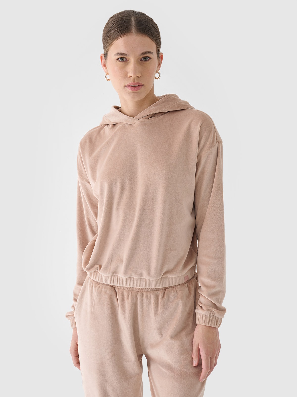 Bluza dresowa z weluru nierozpinana z kapturem damska