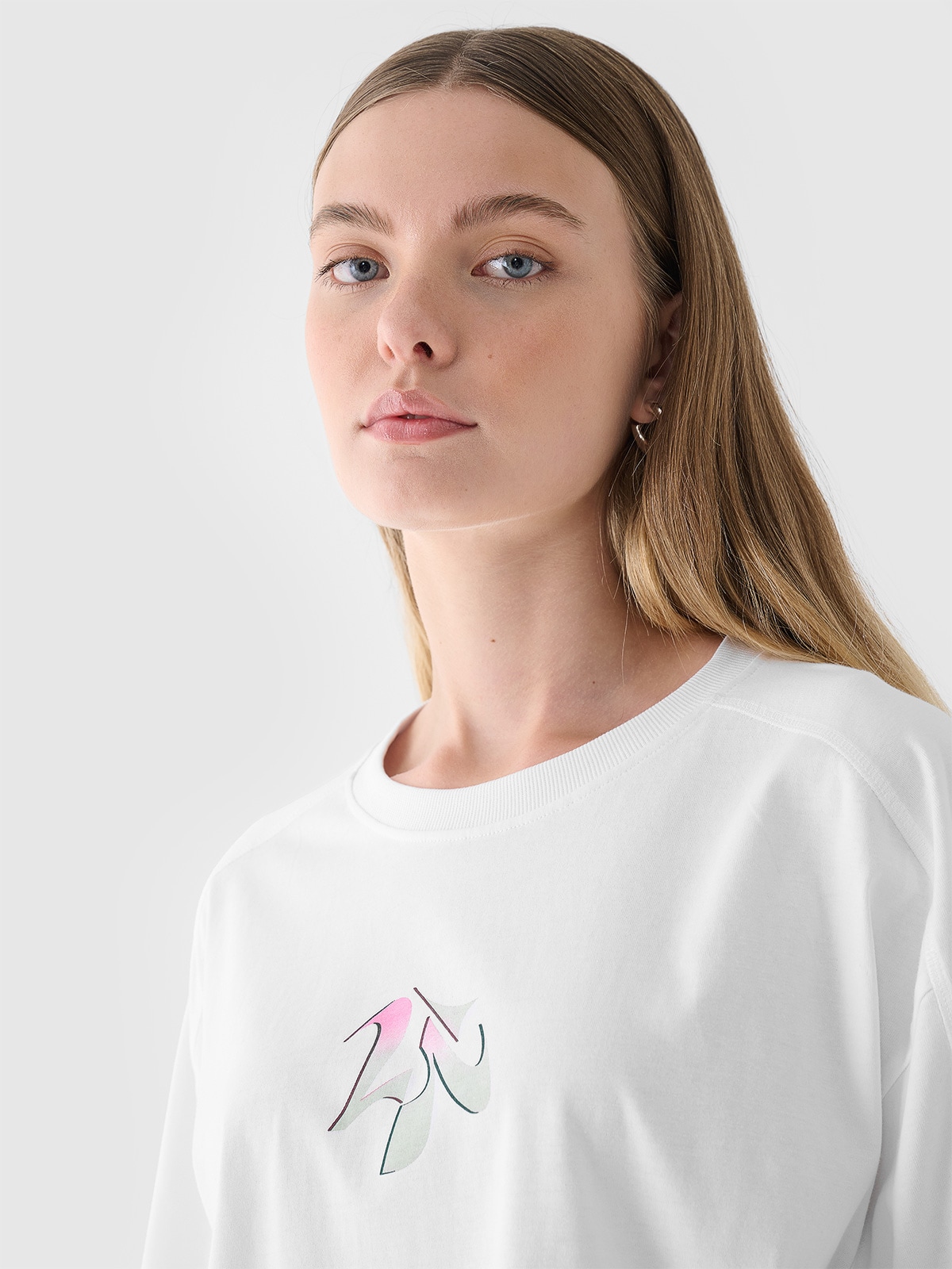 Women's oversized printed t-shirt - white | 4F: Sportswear