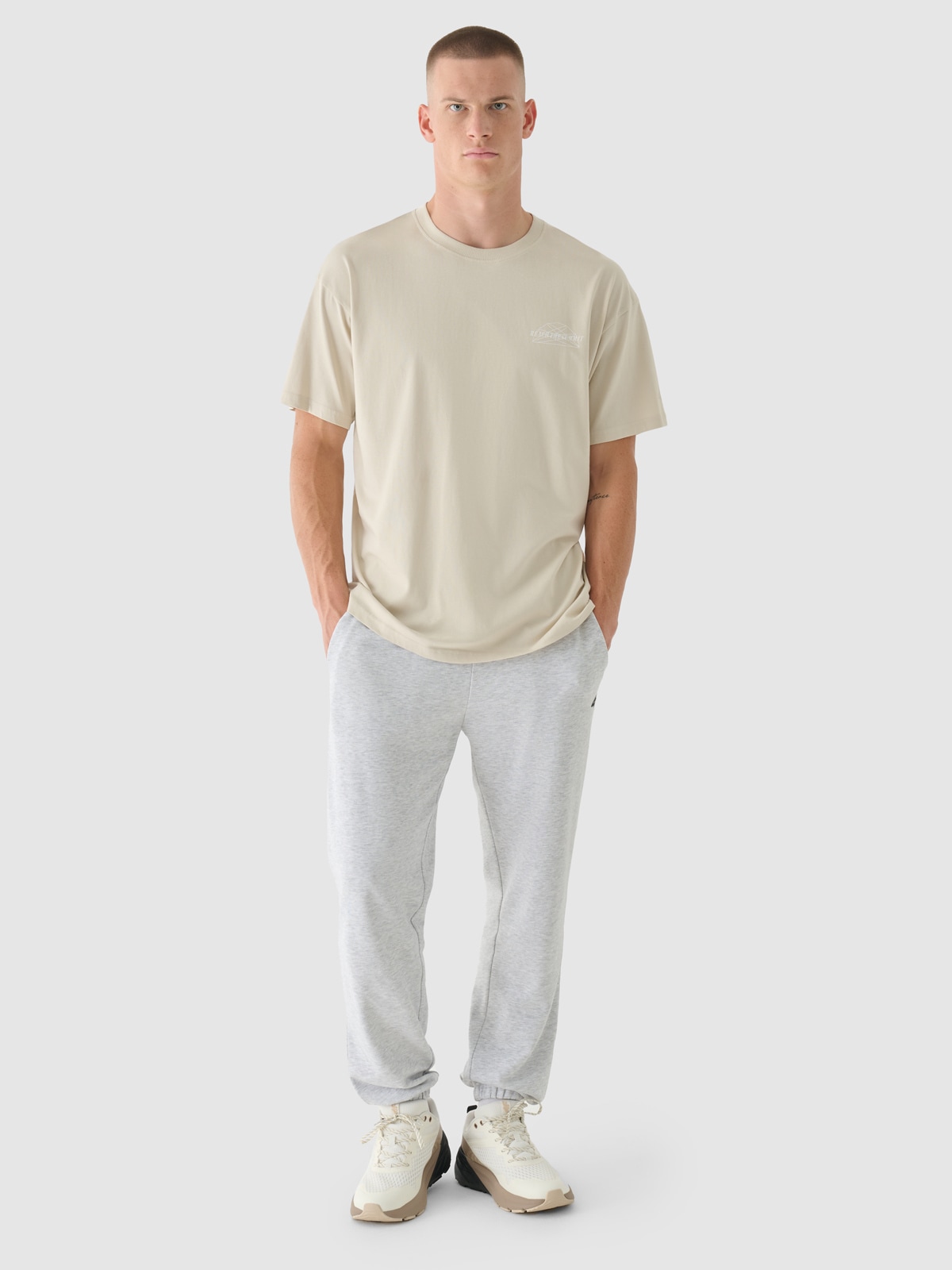 ◆25SS XTONZ VITAL FADE WASHING T-SHIRT/2色◆ T-shirt regular z nadrukiem męski - oliwkowy | 4F - sportowa